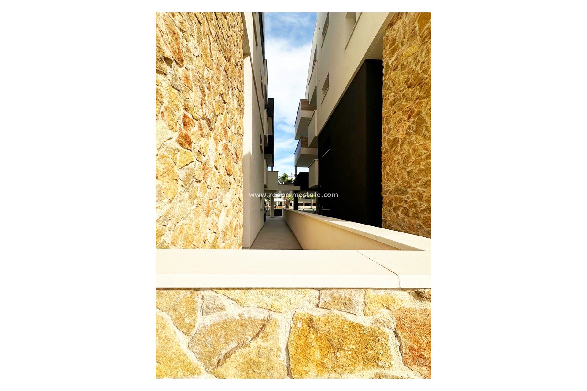 Återförsäljning - Lägenheter -
Torrevieja