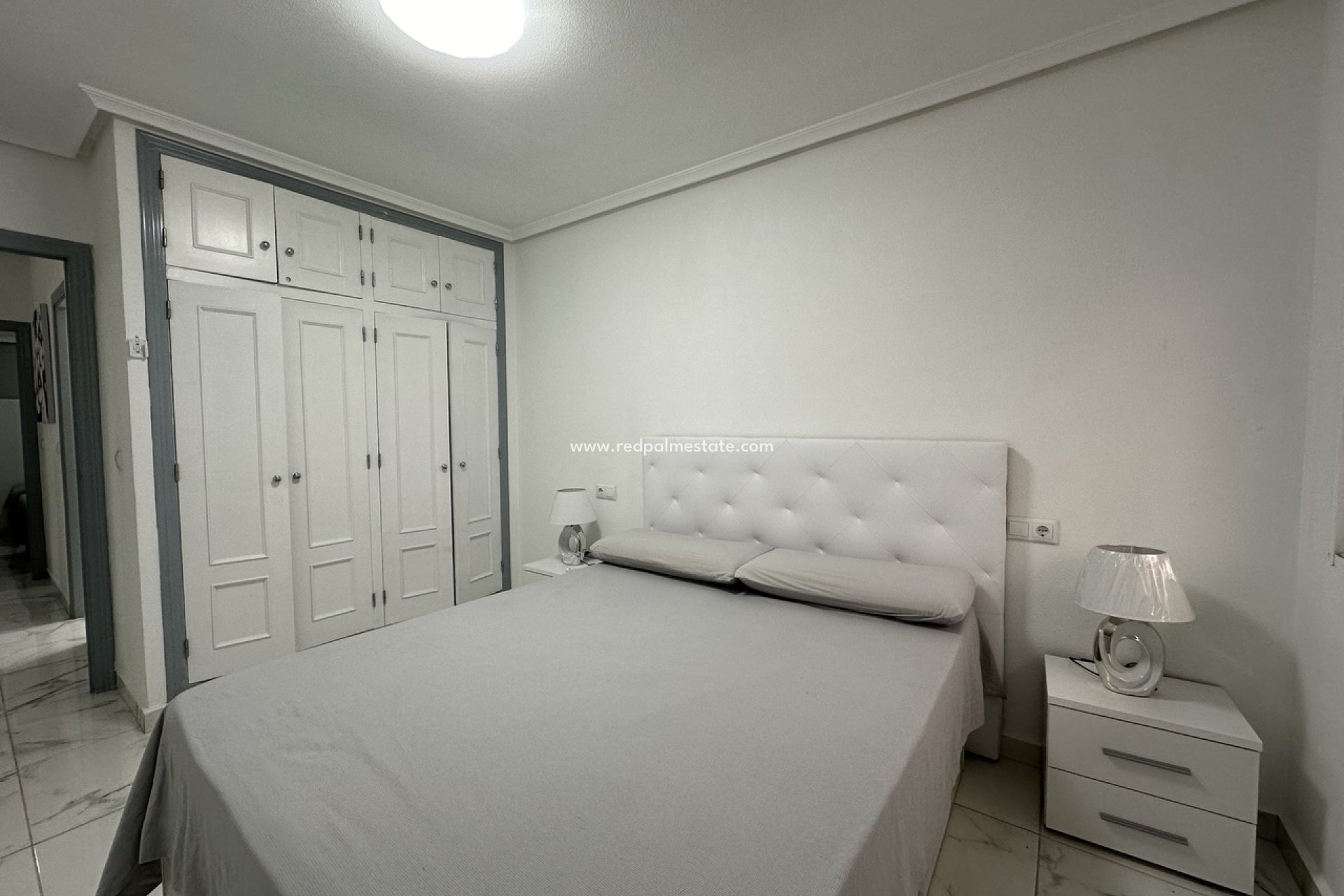 Återförsäljning - Lägenheter -
Torrevieja