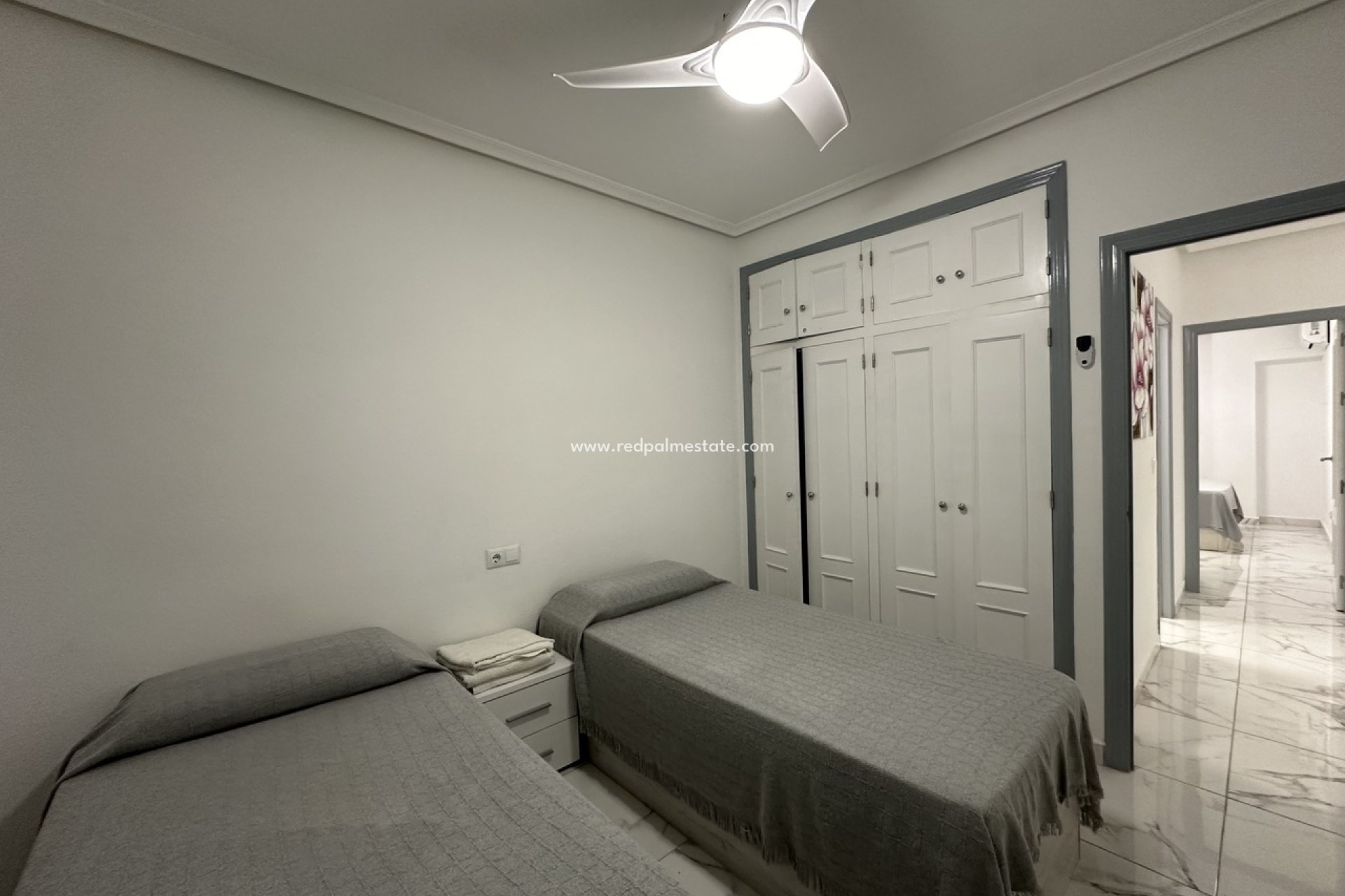 Återförsäljning - Lägenheter -
Torrevieja