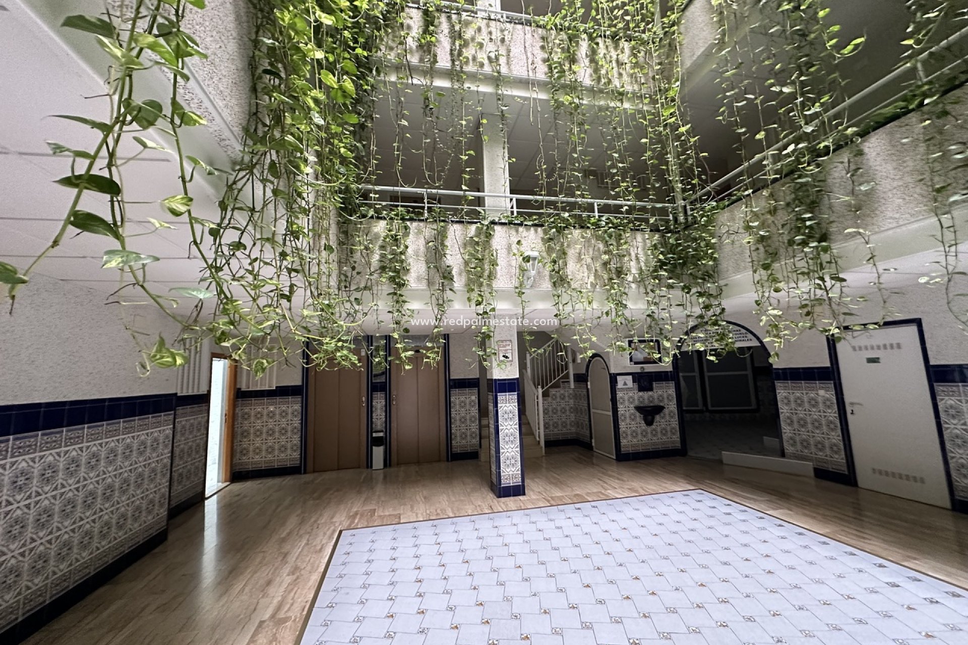 Återförsäljning - Lägenheter -
Torrevieja