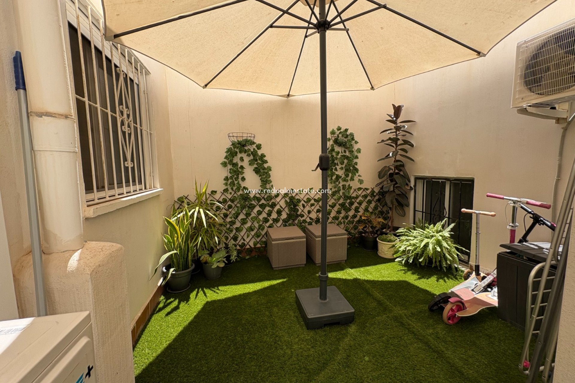 Återförsäljning - Lägenheter -
Torrevieja