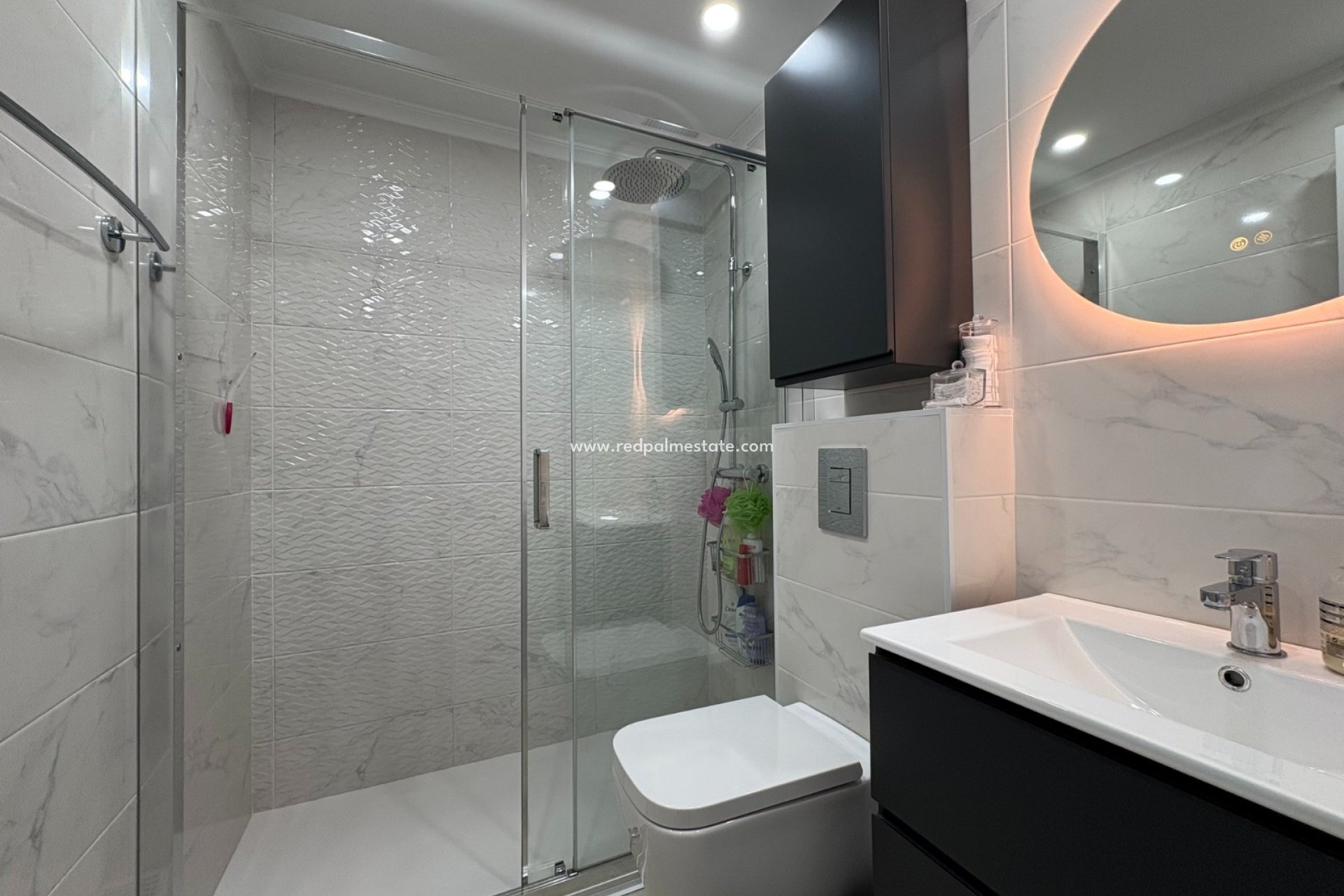 Återförsäljning - Lägenheter -
Torrevieja