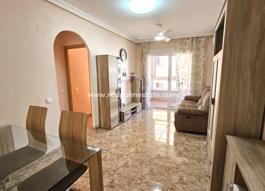 Återförsäljning - Lägenheter -
Torrevieja