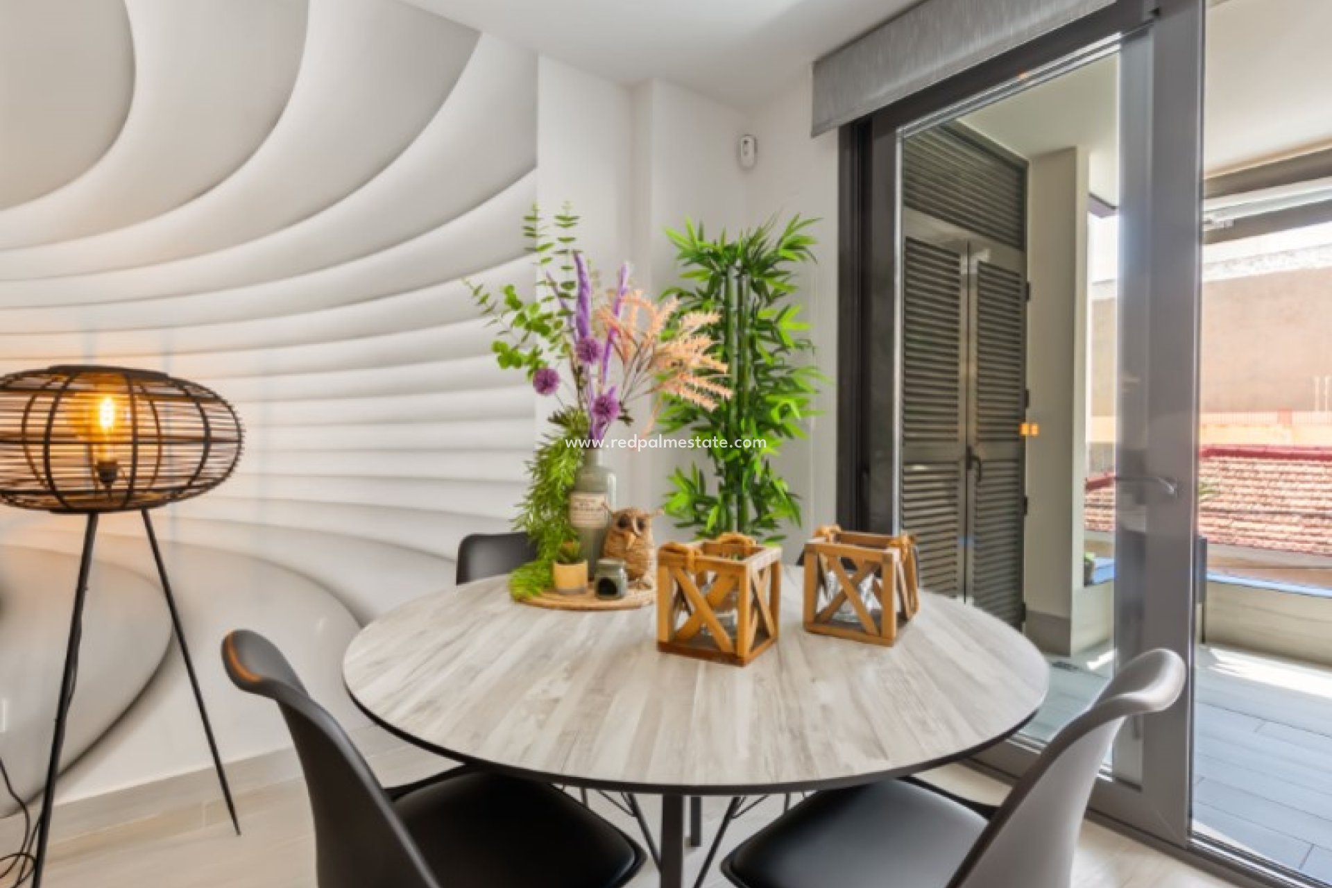 Återförsäljning - Lägenheter -
Torrevieja