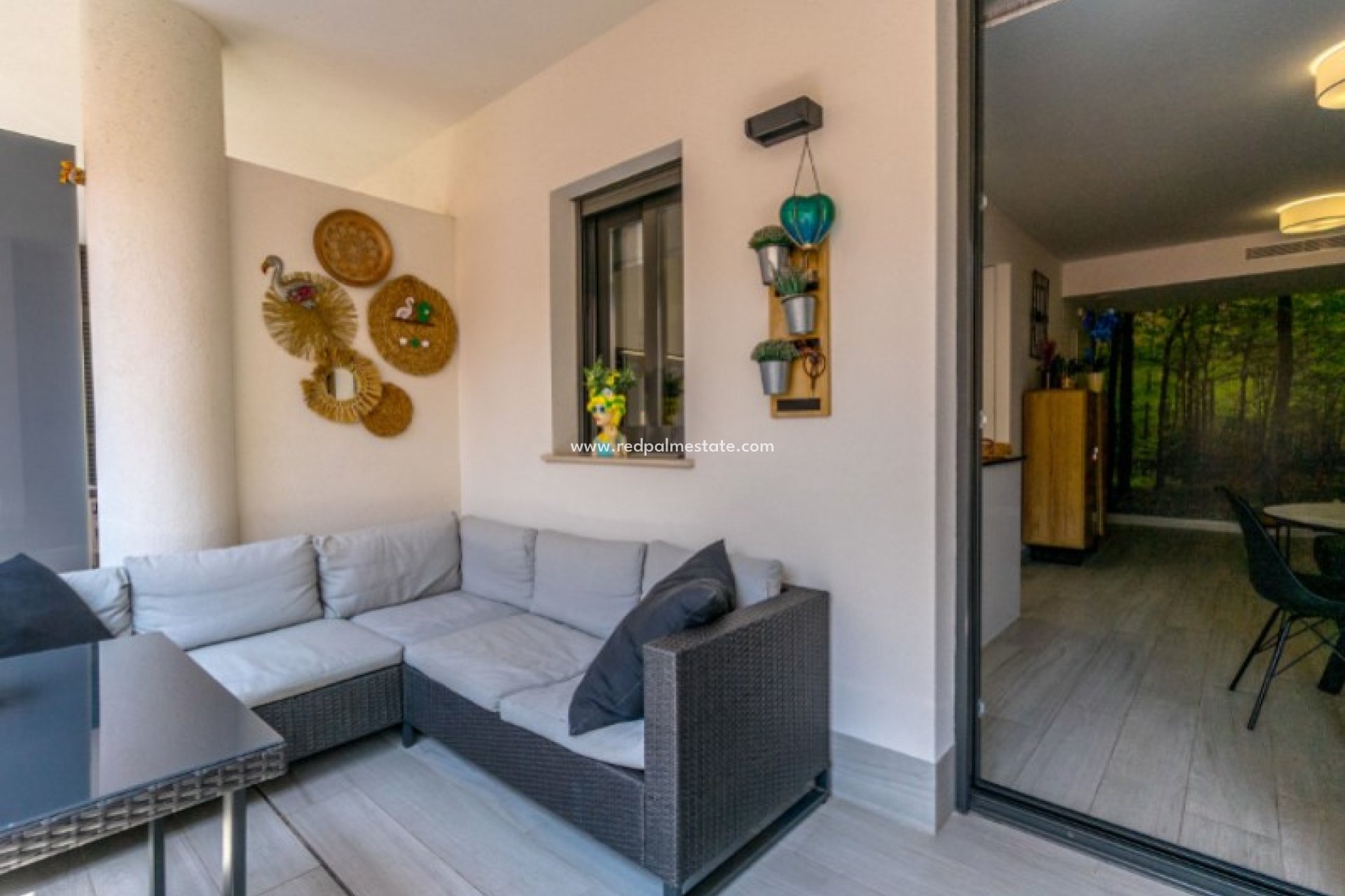 Återförsäljning - Lägenheter -
Torrevieja