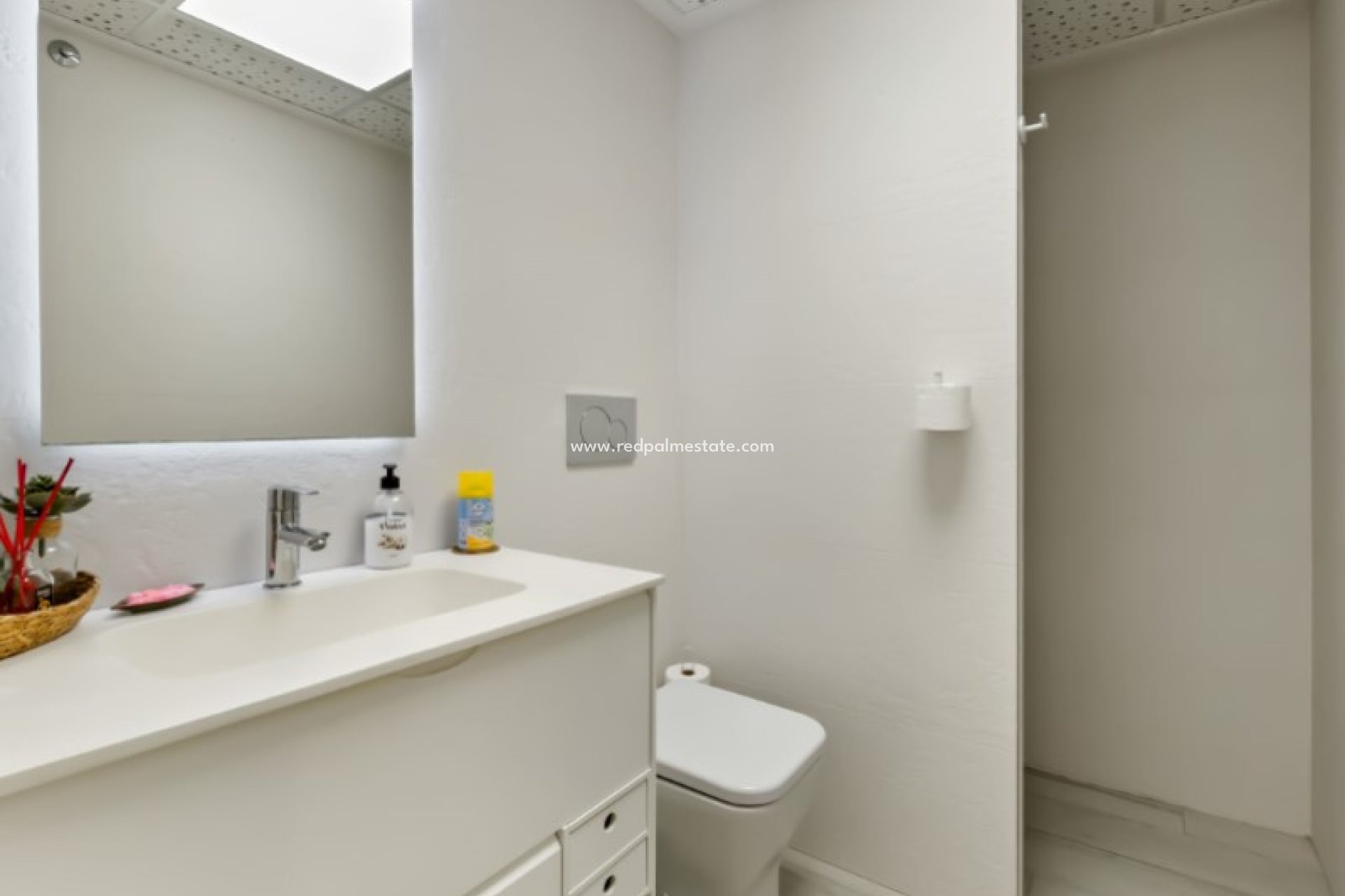 Återförsäljning - Lägenheter -
Torrevieja