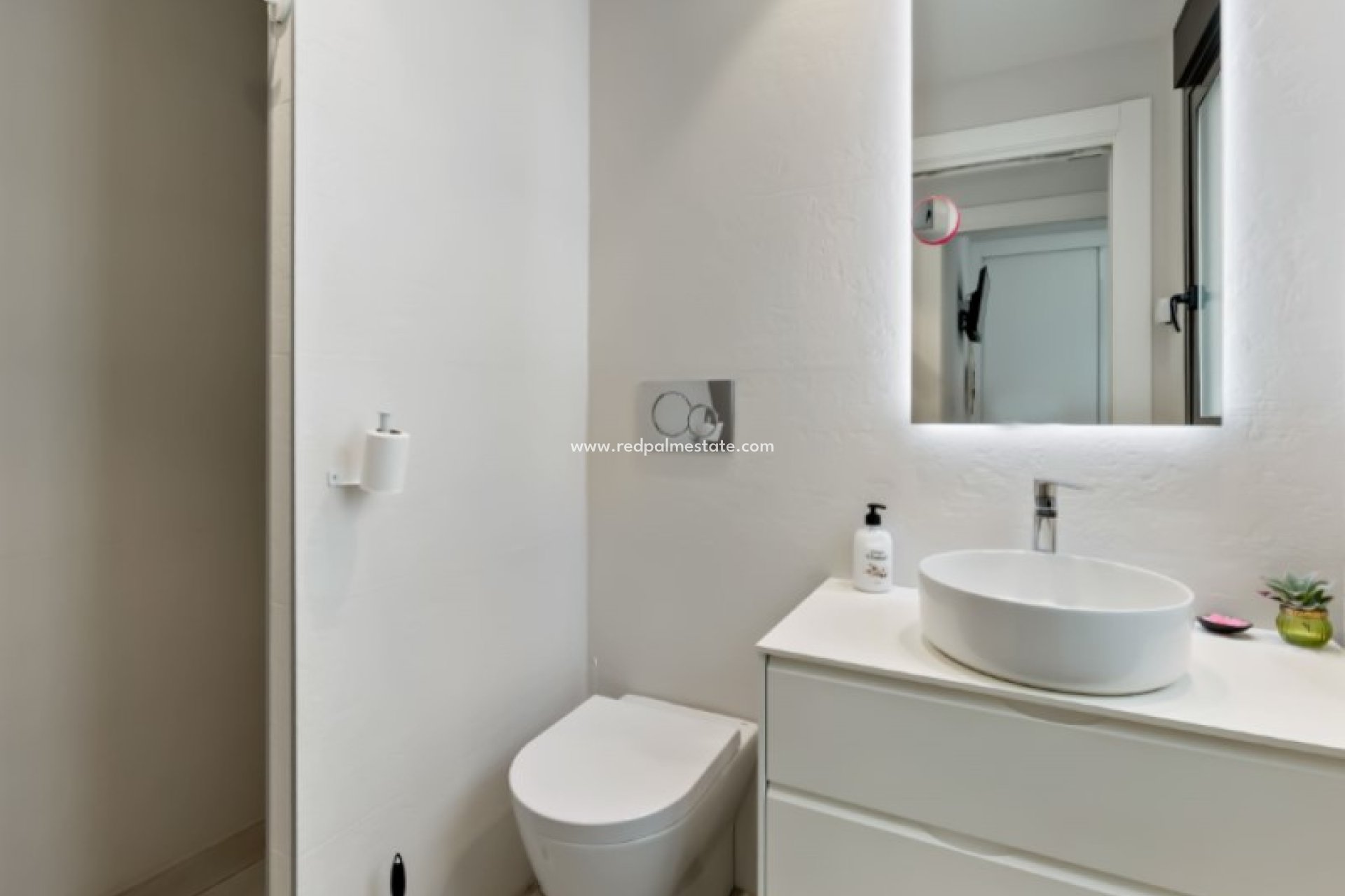 Återförsäljning - Lägenheter -
Torrevieja