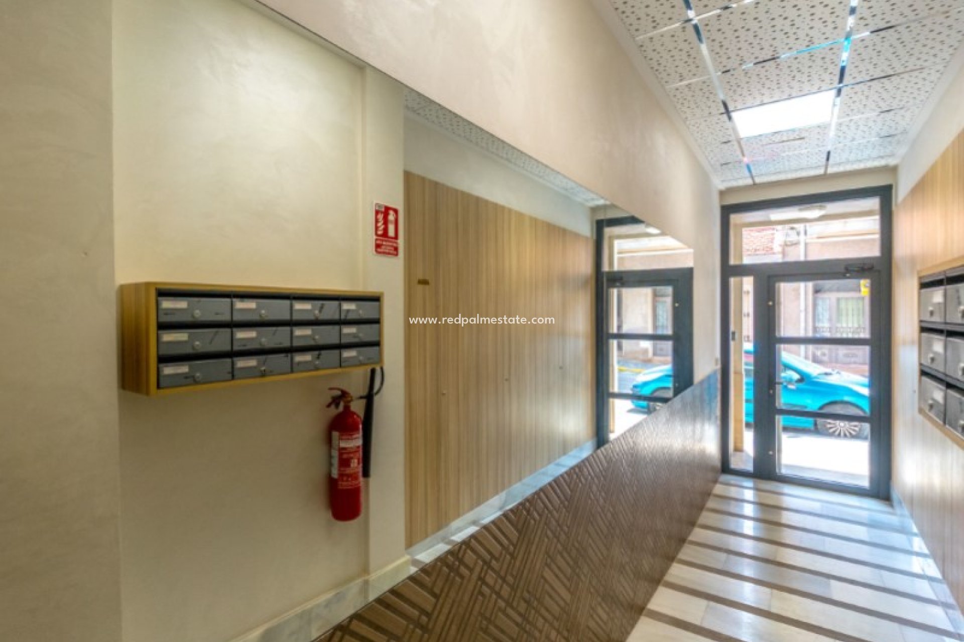 Återförsäljning - Lägenheter -
Torrevieja