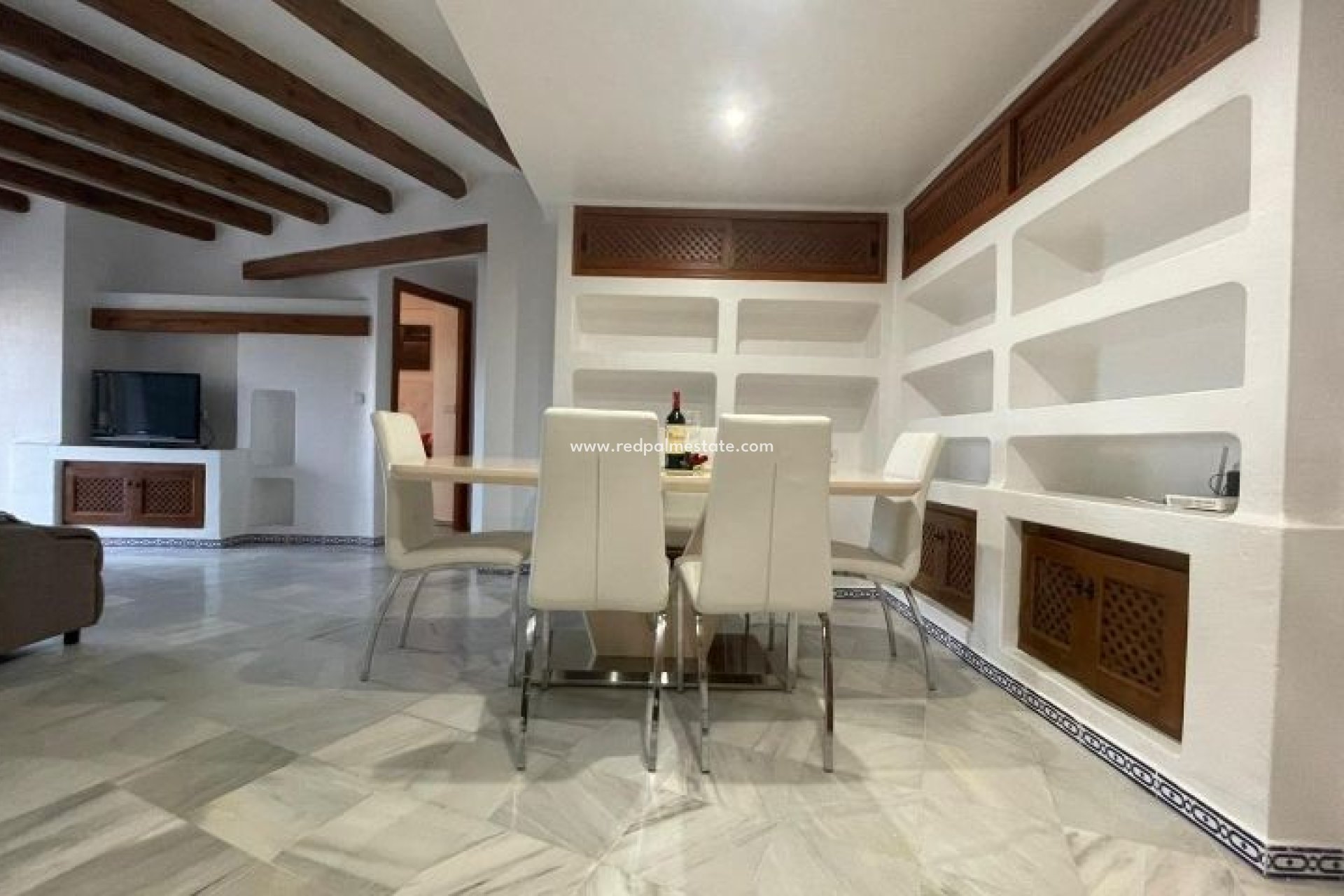 Återförsäljning - Lägenheter -
Torrevieja