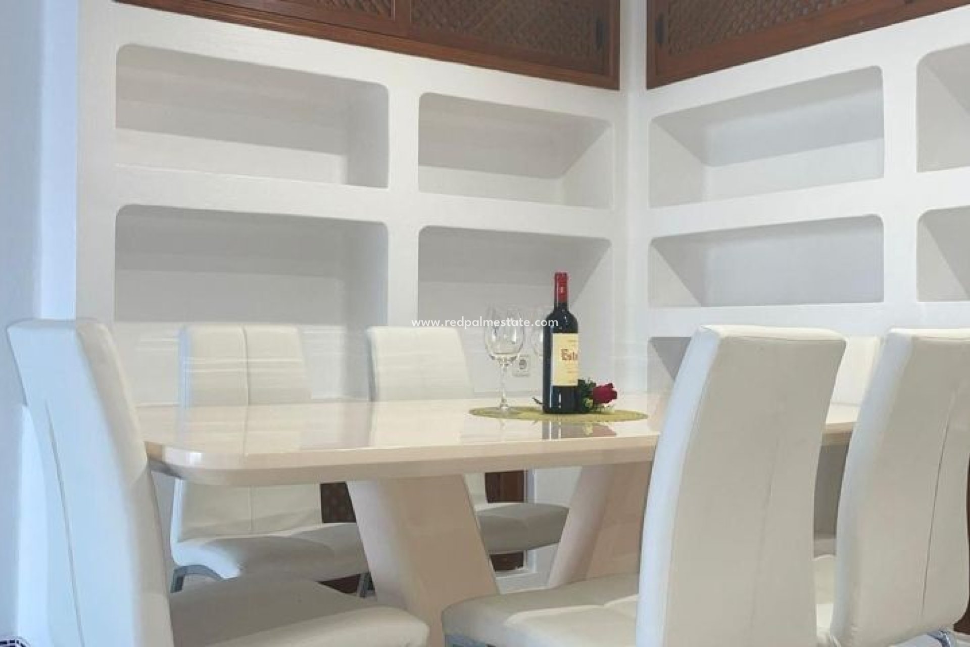 Återförsäljning - Lägenheter -
Torrevieja