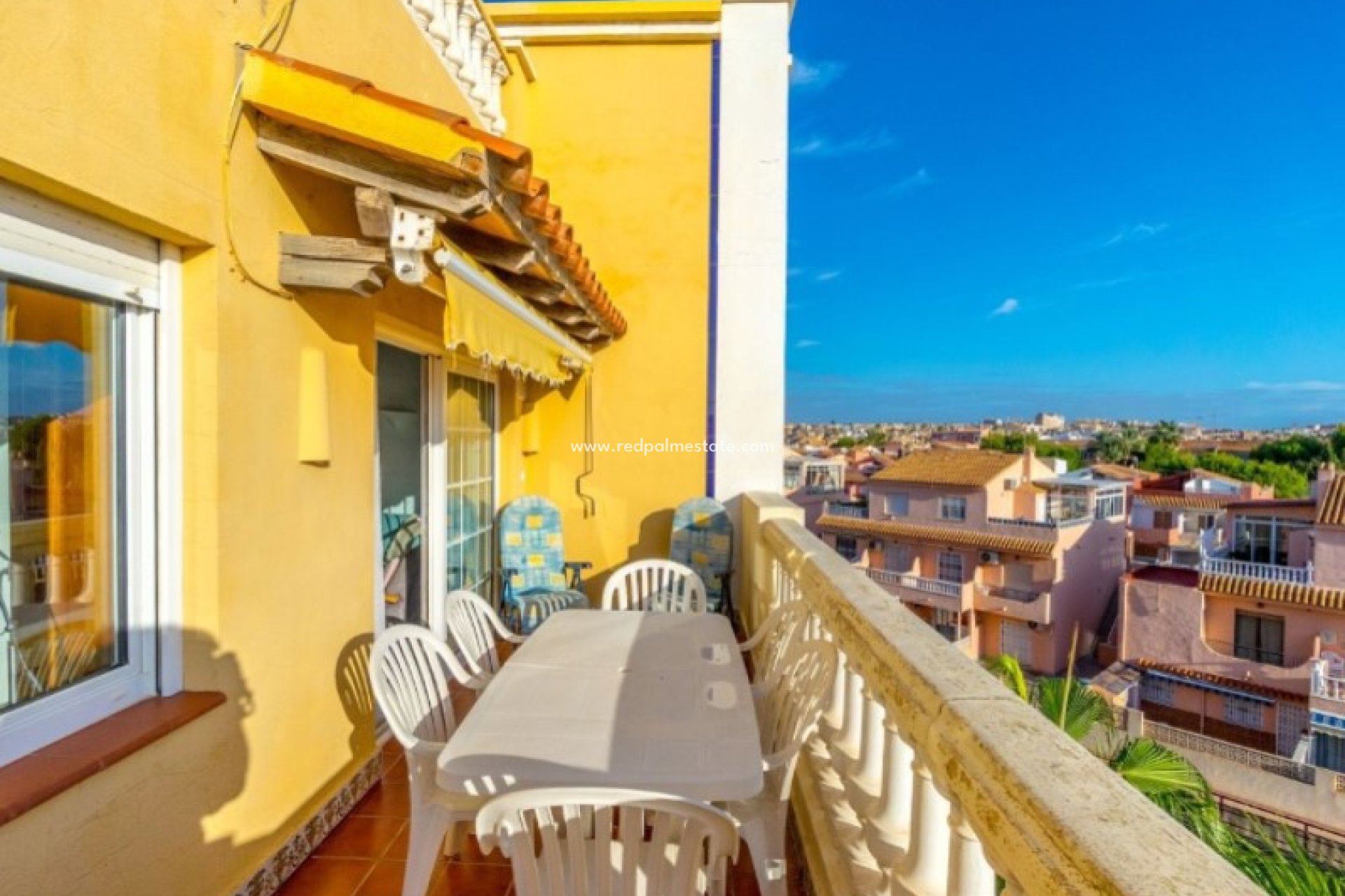 Återförsäljning - Lägenheter -
Torrevieja