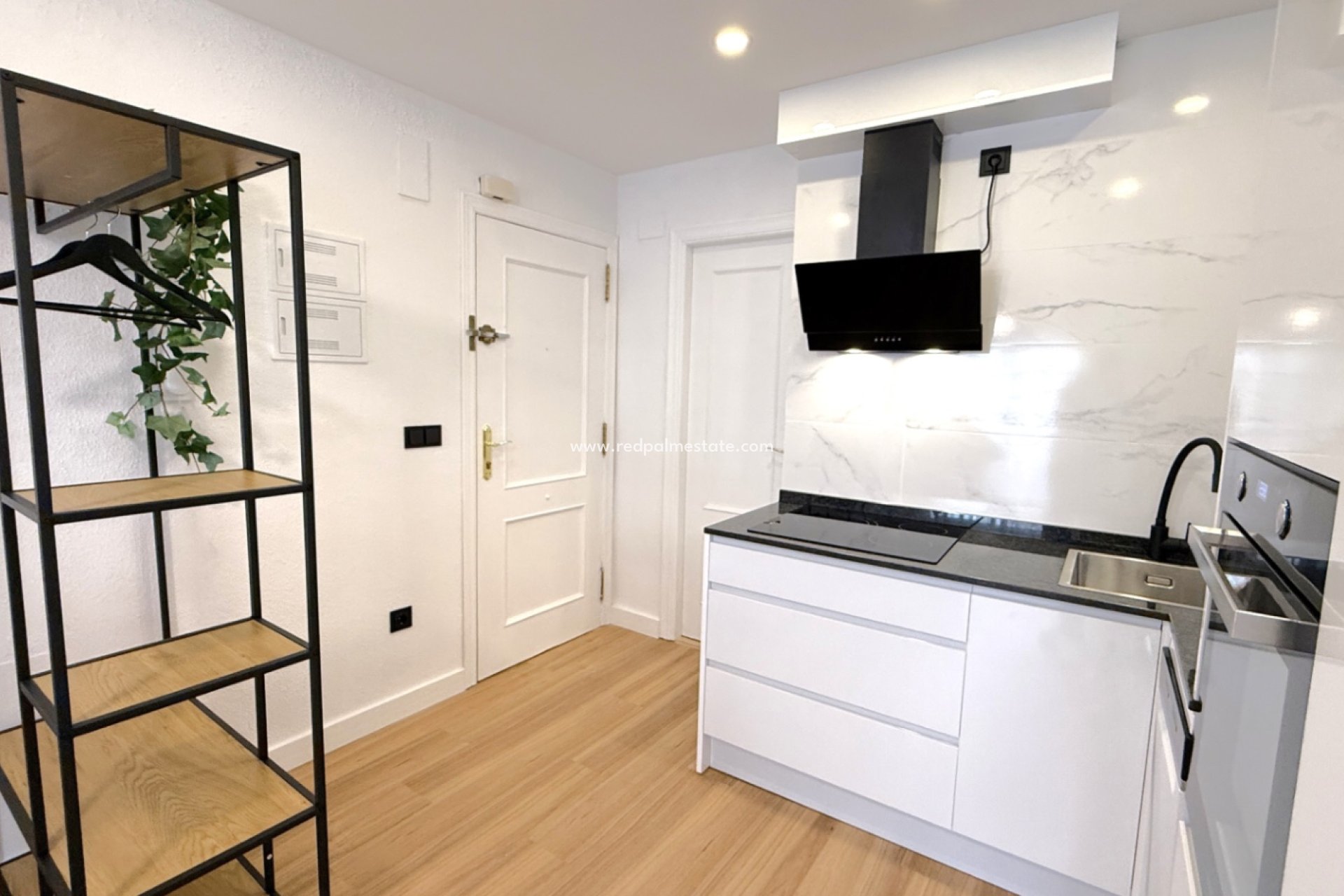 Återförsäljning - Lägenheter -
Torrevieja