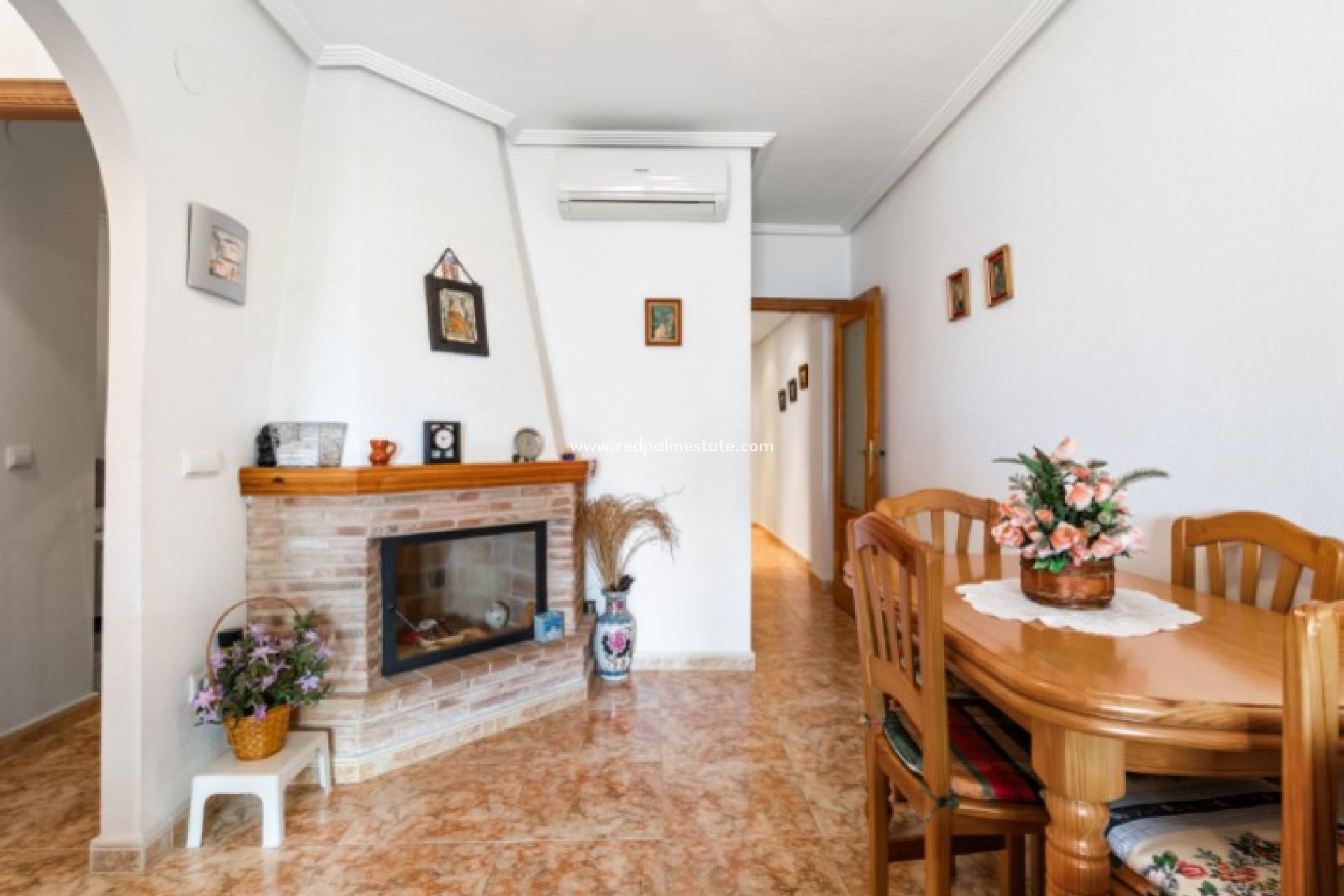 Återförsäljning - Lägenheter -
Torrevieja