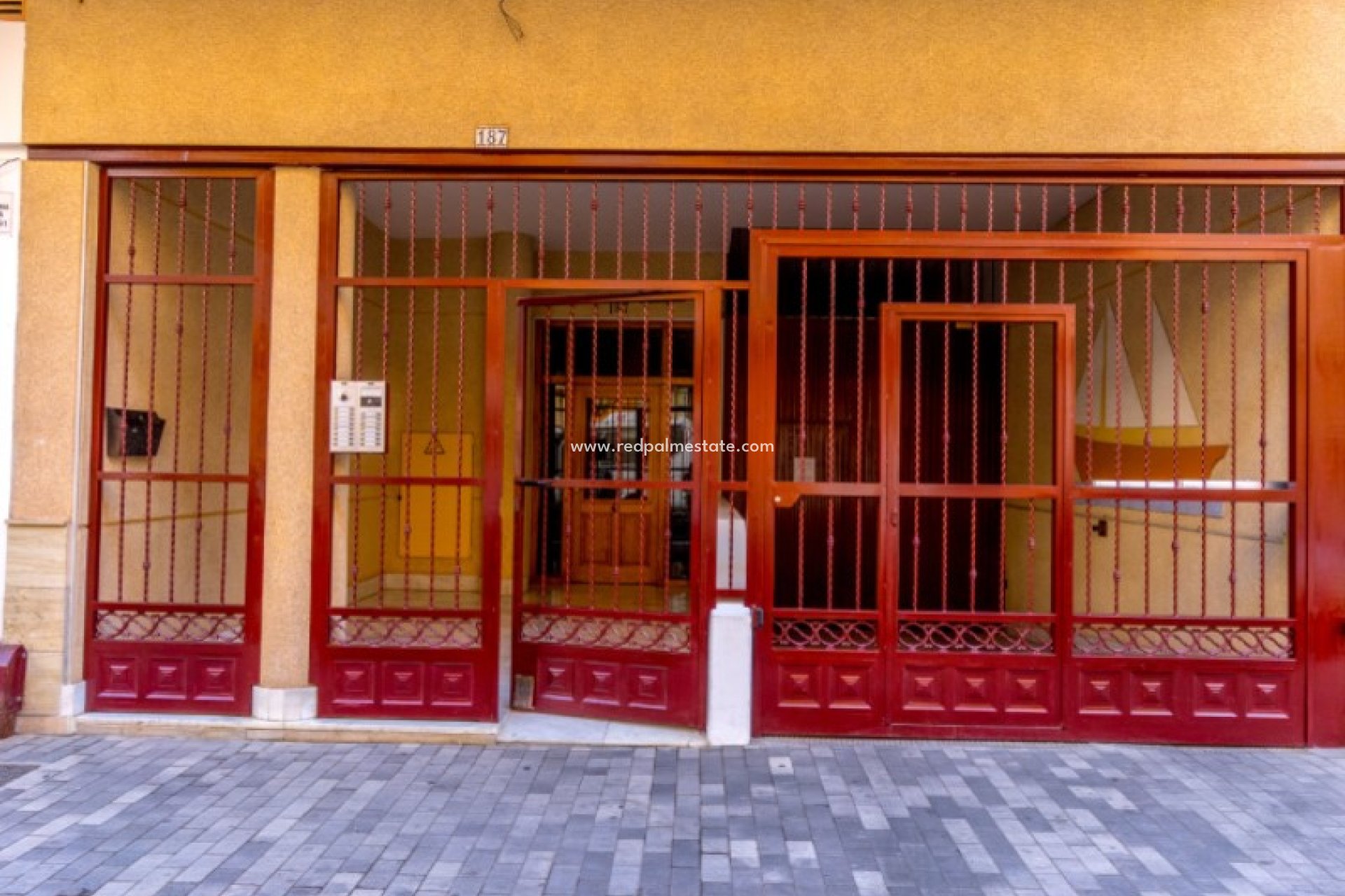 Återförsäljning - Lägenheter -
Torrevieja