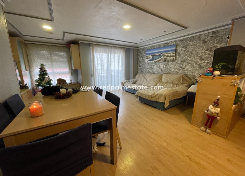 Återförsäljning - Lägenheter -
Torrevieja