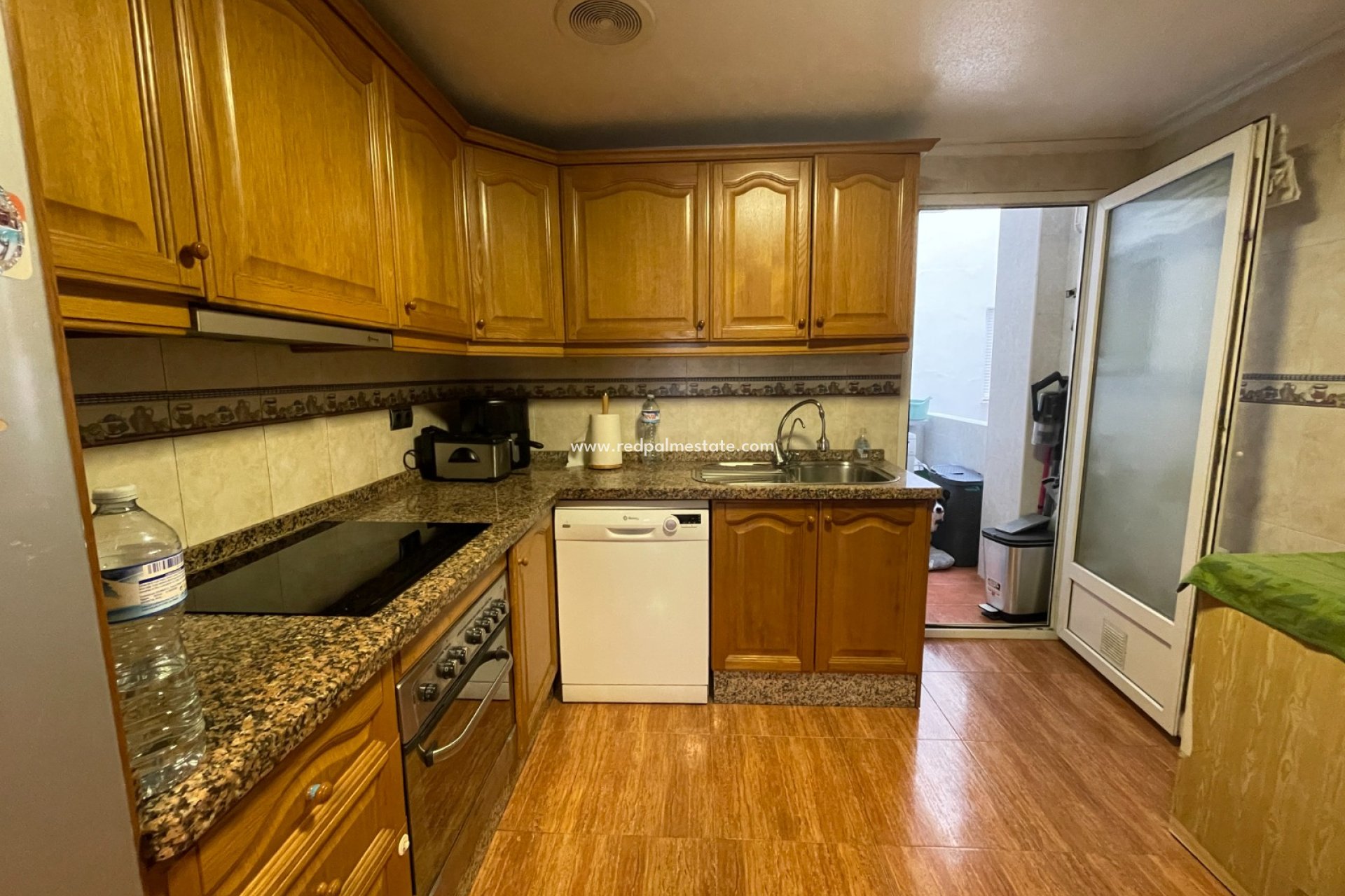 Återförsäljning - Lägenheter -
Torrevieja