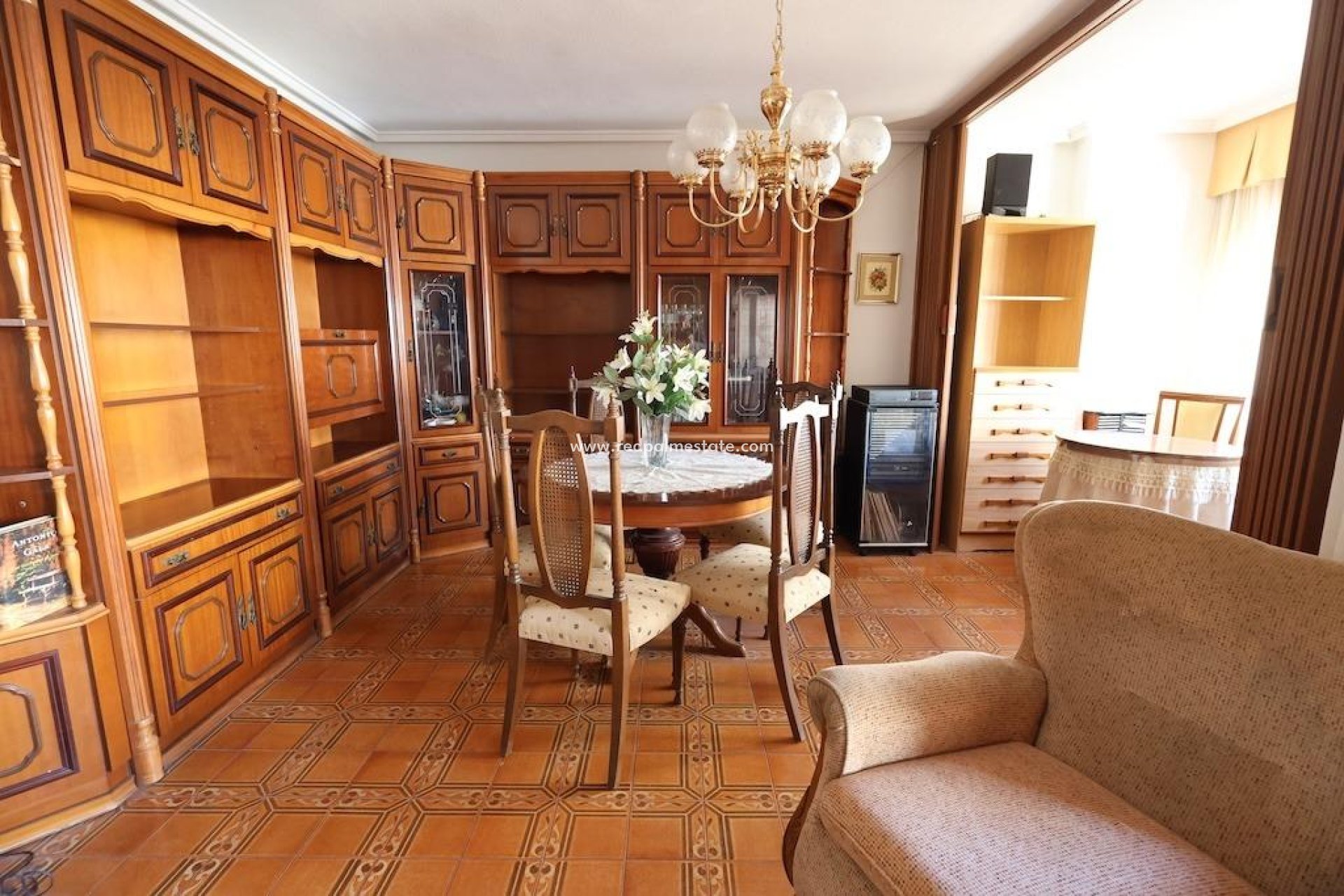 Återförsäljning - Lägenheter -
Torrevieja