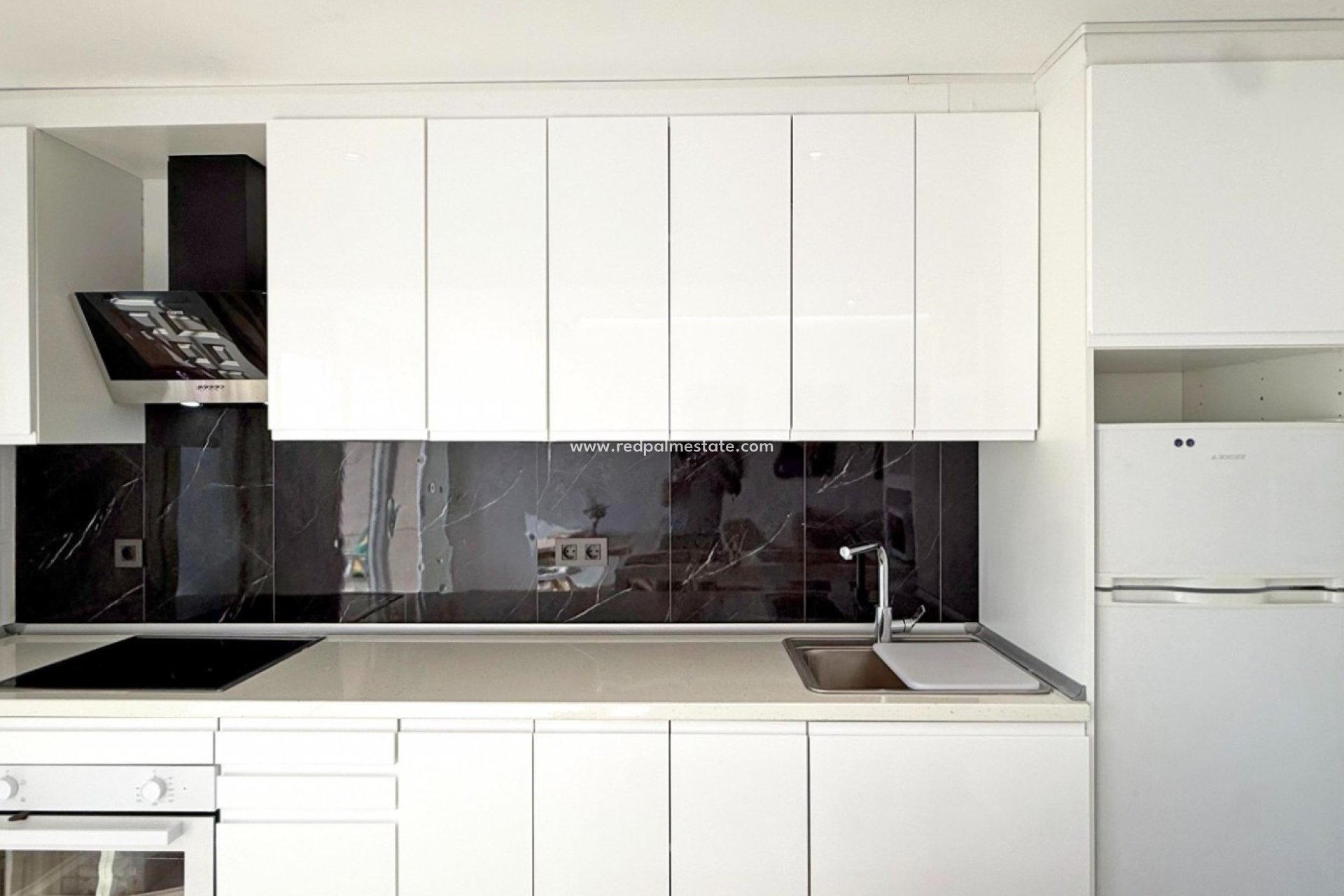 Återförsäljning - Lägenheter -
Torrevieja