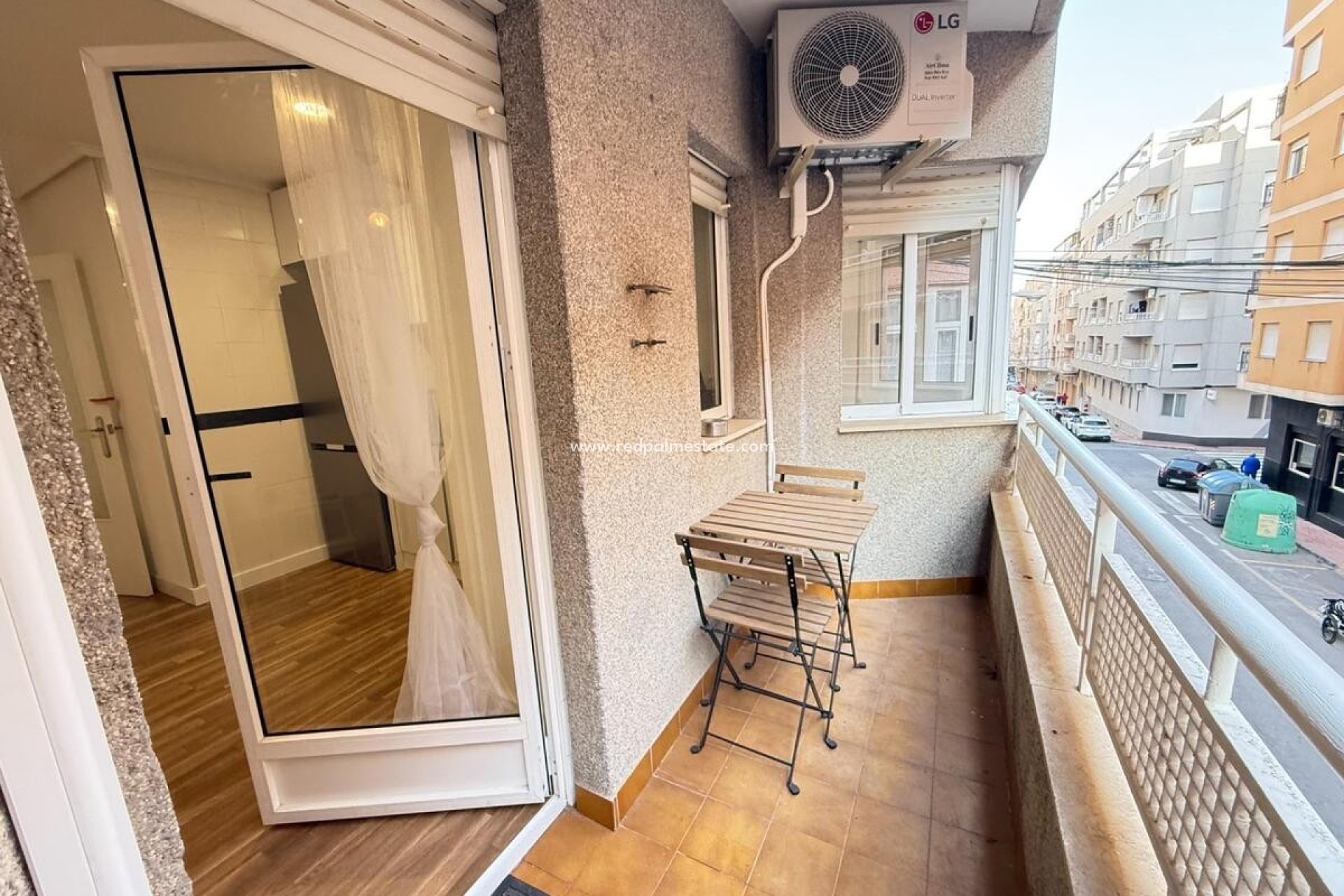 Återförsäljning - Lägenheter -
Torrevieja