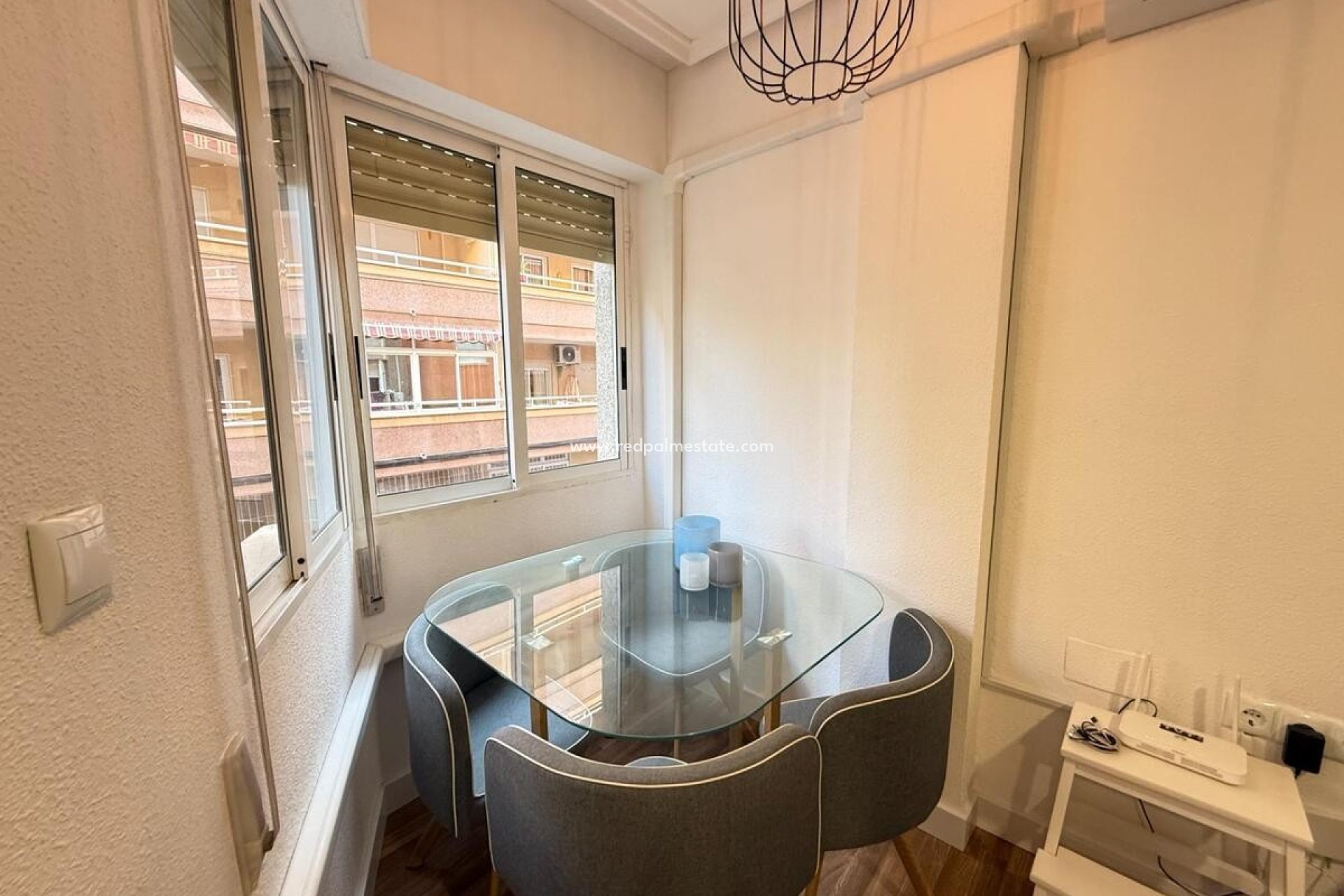 Återförsäljning - Lägenheter -
Torrevieja