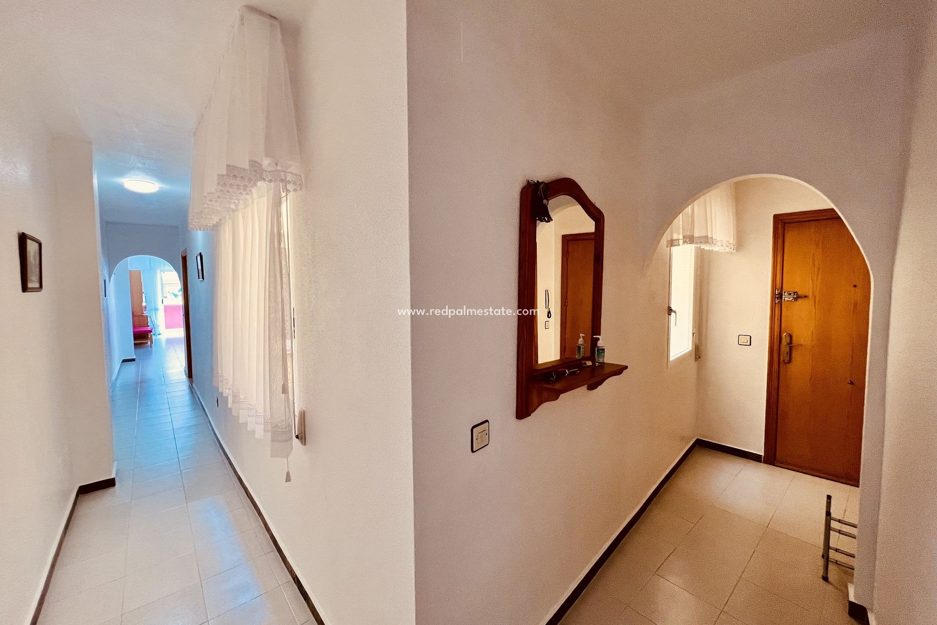 Återförsäljning - Lägenheter -
Torrevieja