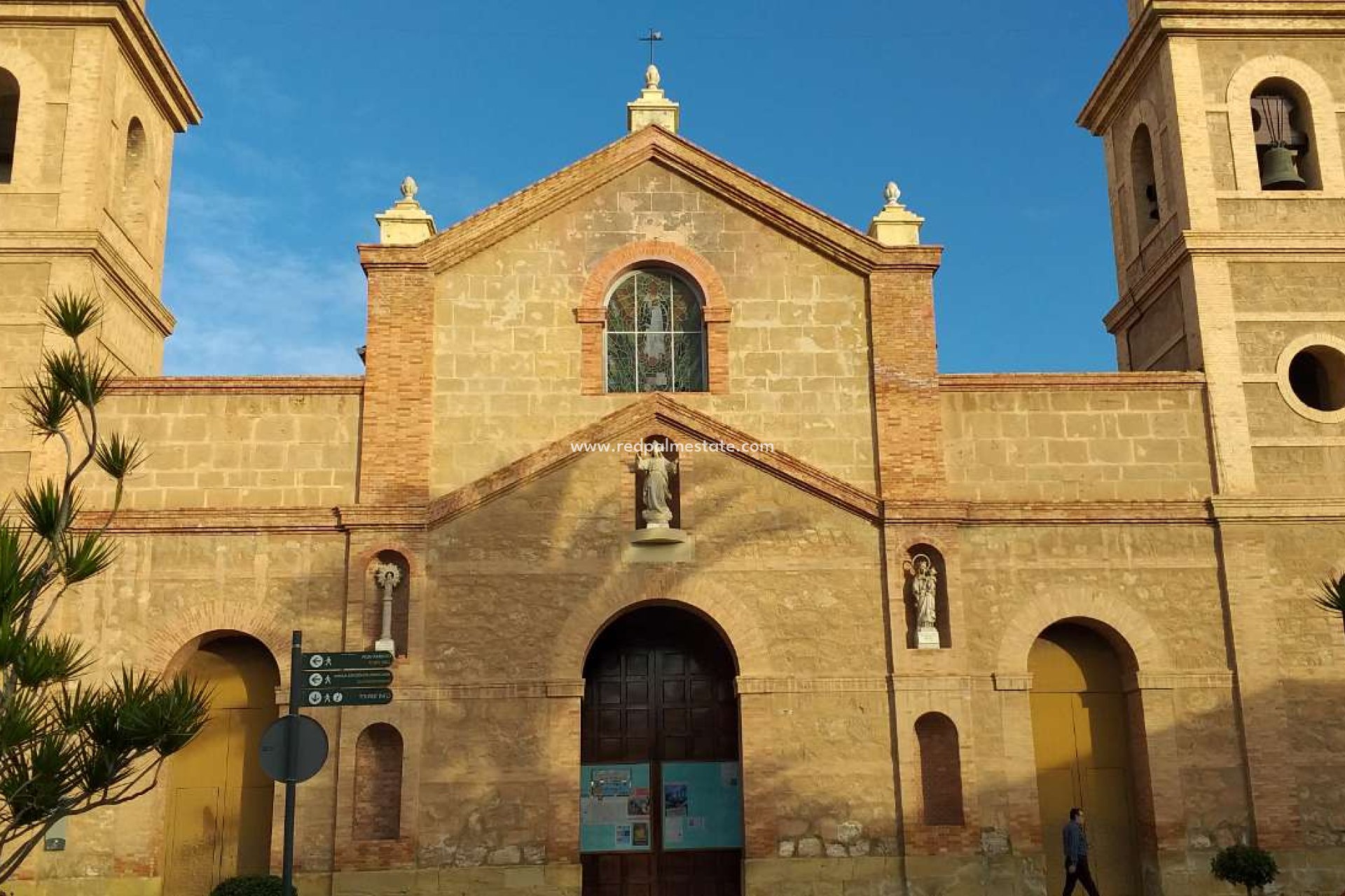 Återförsäljning - Lägenheter -
Torrevieja