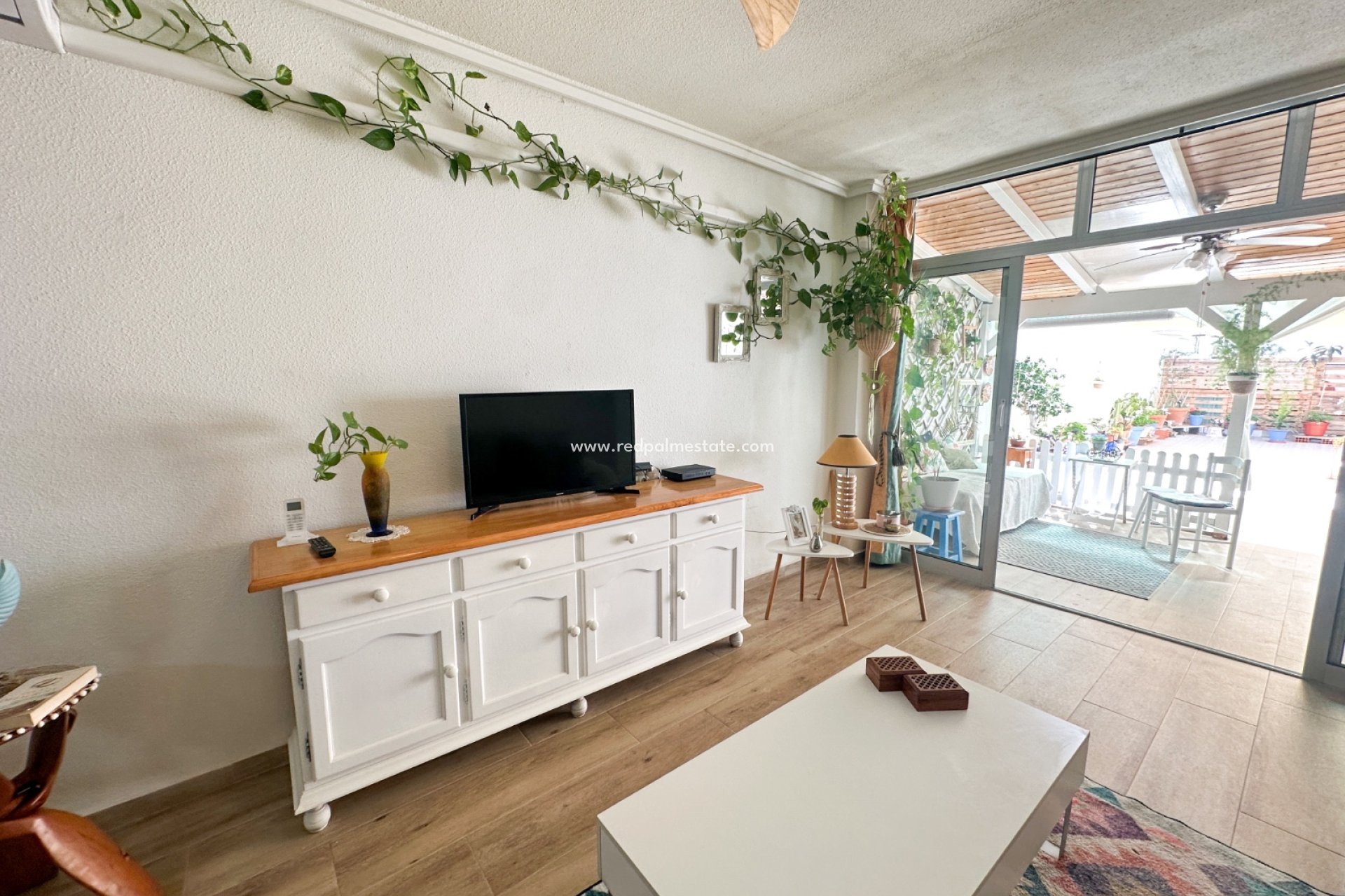 Återförsäljning - Lägenheter -
Torrevieja