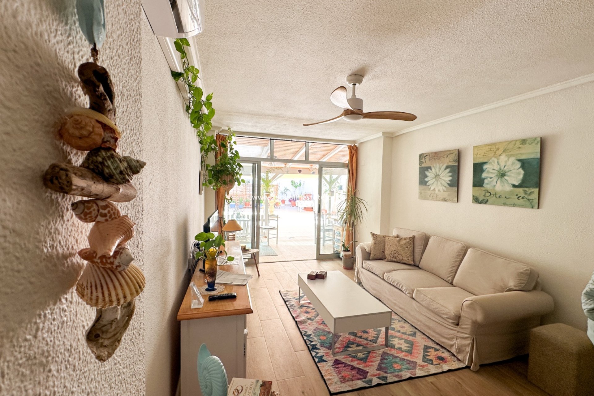 Återförsäljning - Lägenheter -
Torrevieja