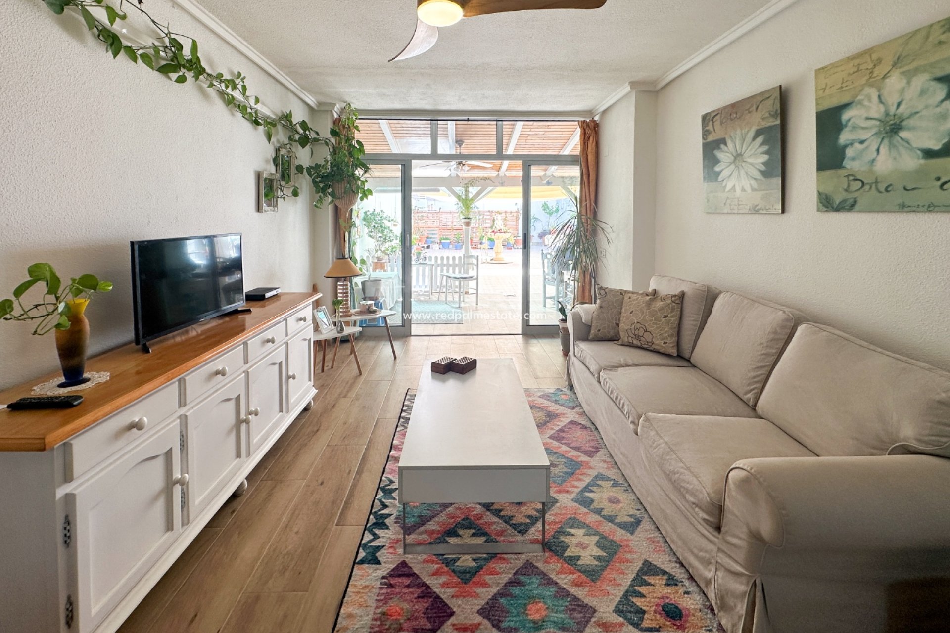 Återförsäljning - Lägenheter -
Torrevieja