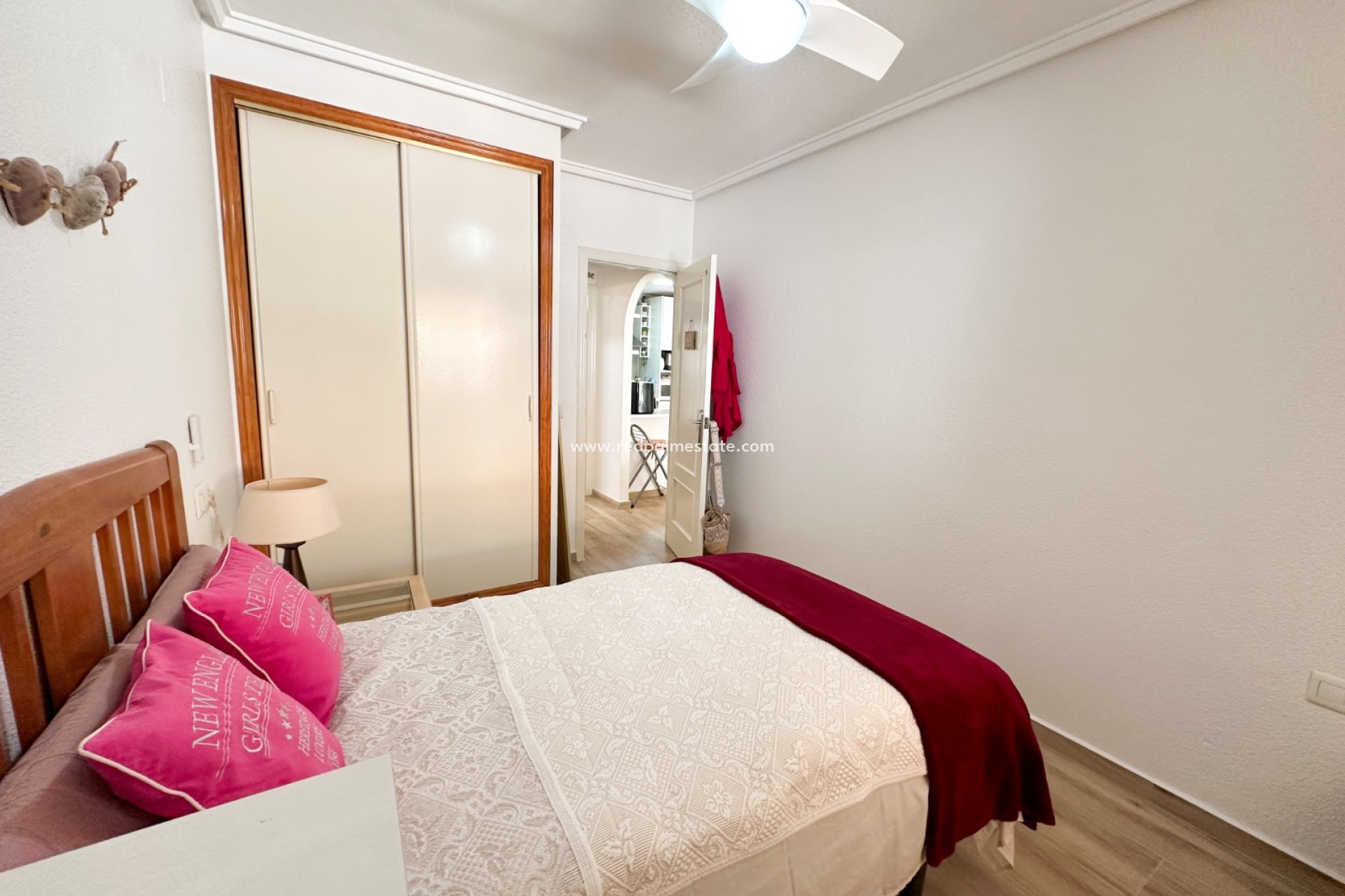 Återförsäljning - Lägenheter -
Torrevieja