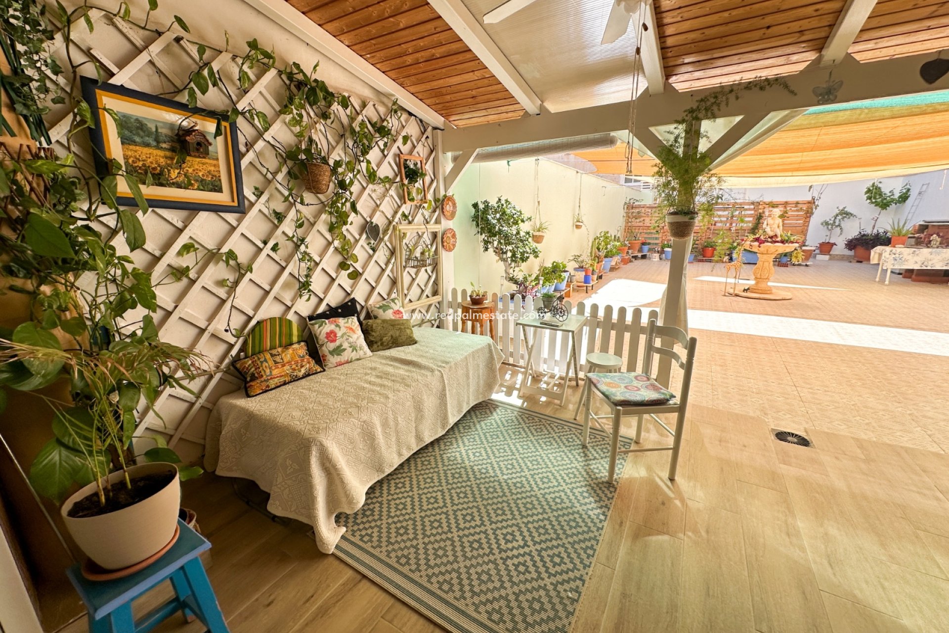 Återförsäljning - Lägenheter -
Torrevieja