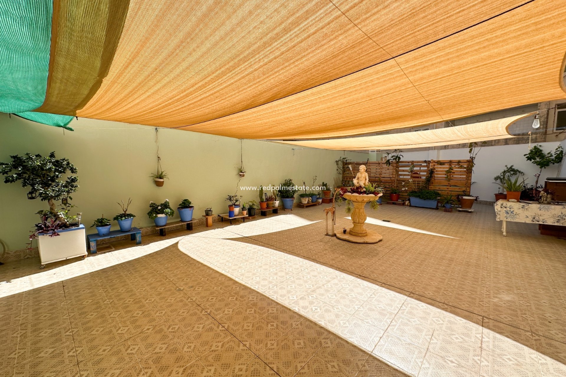 Återförsäljning - Lägenheter -
Torrevieja