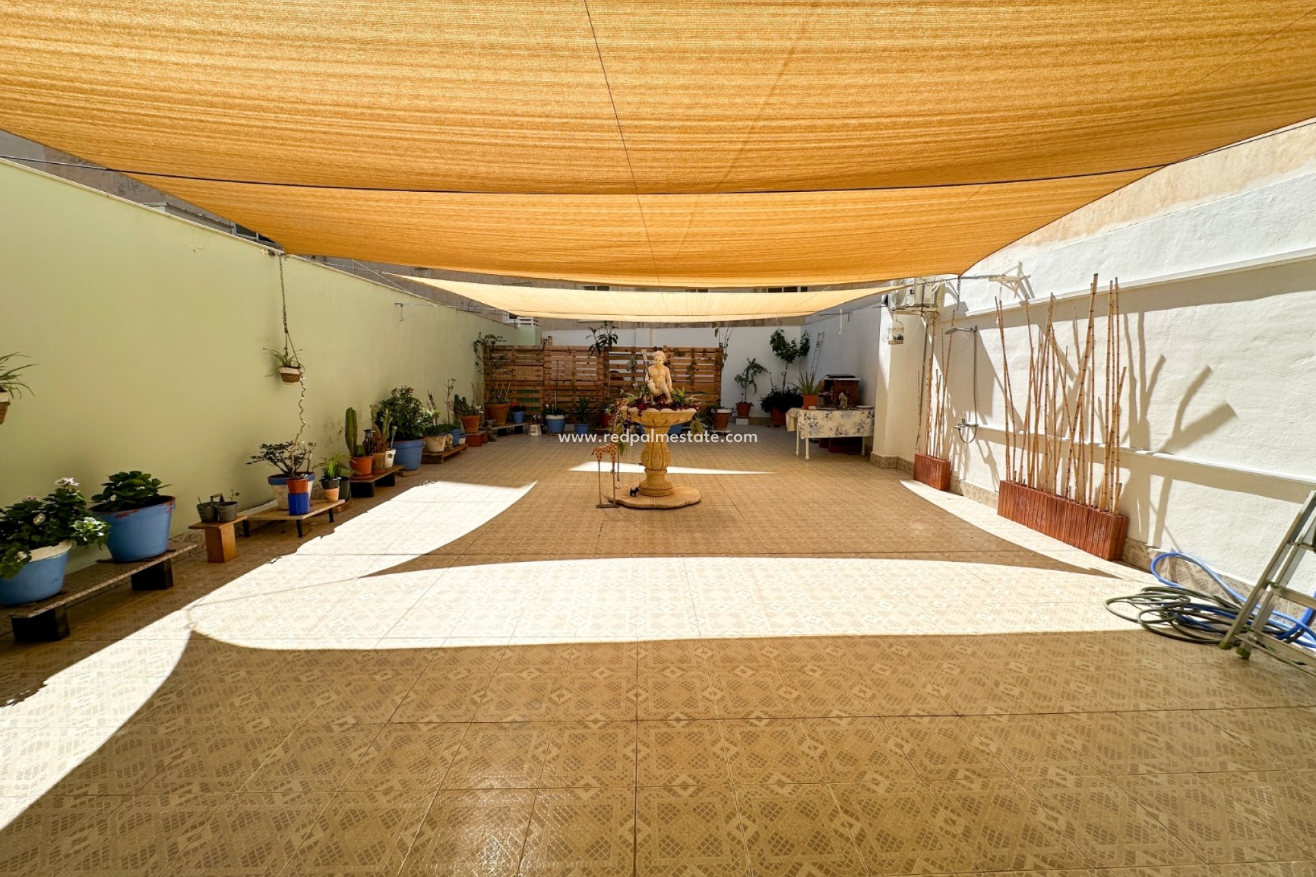 Återförsäljning - Lägenheter -
Torrevieja