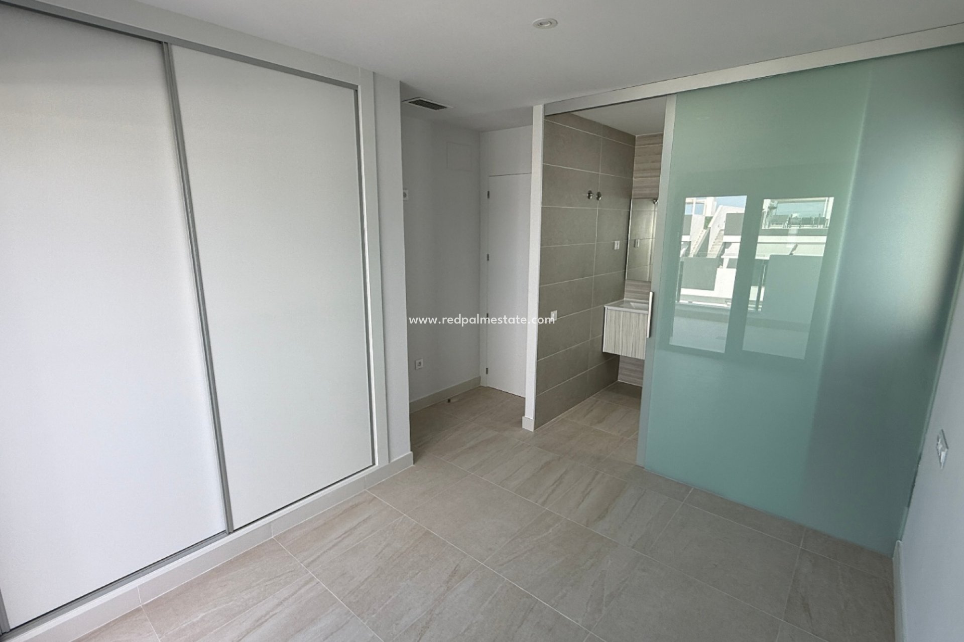 Återförsäljning - Lägenheter -
Torrevieja