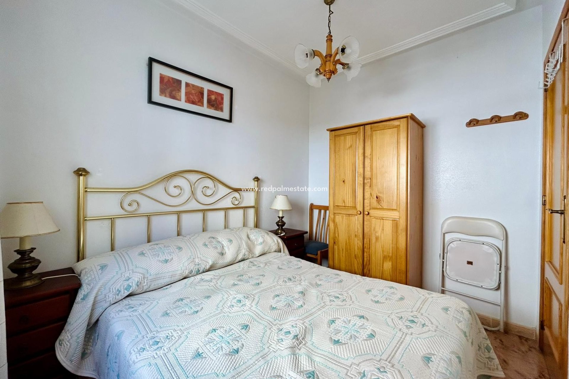 Återförsäljning - Lägenheter -
Torrevieja