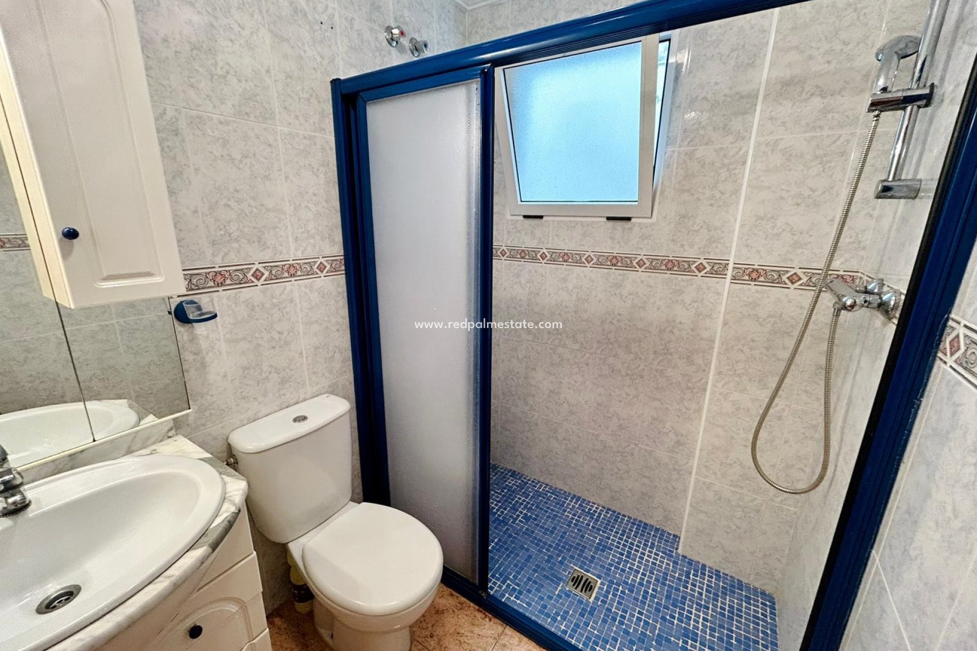 Återförsäljning - Lägenheter -
Torrevieja