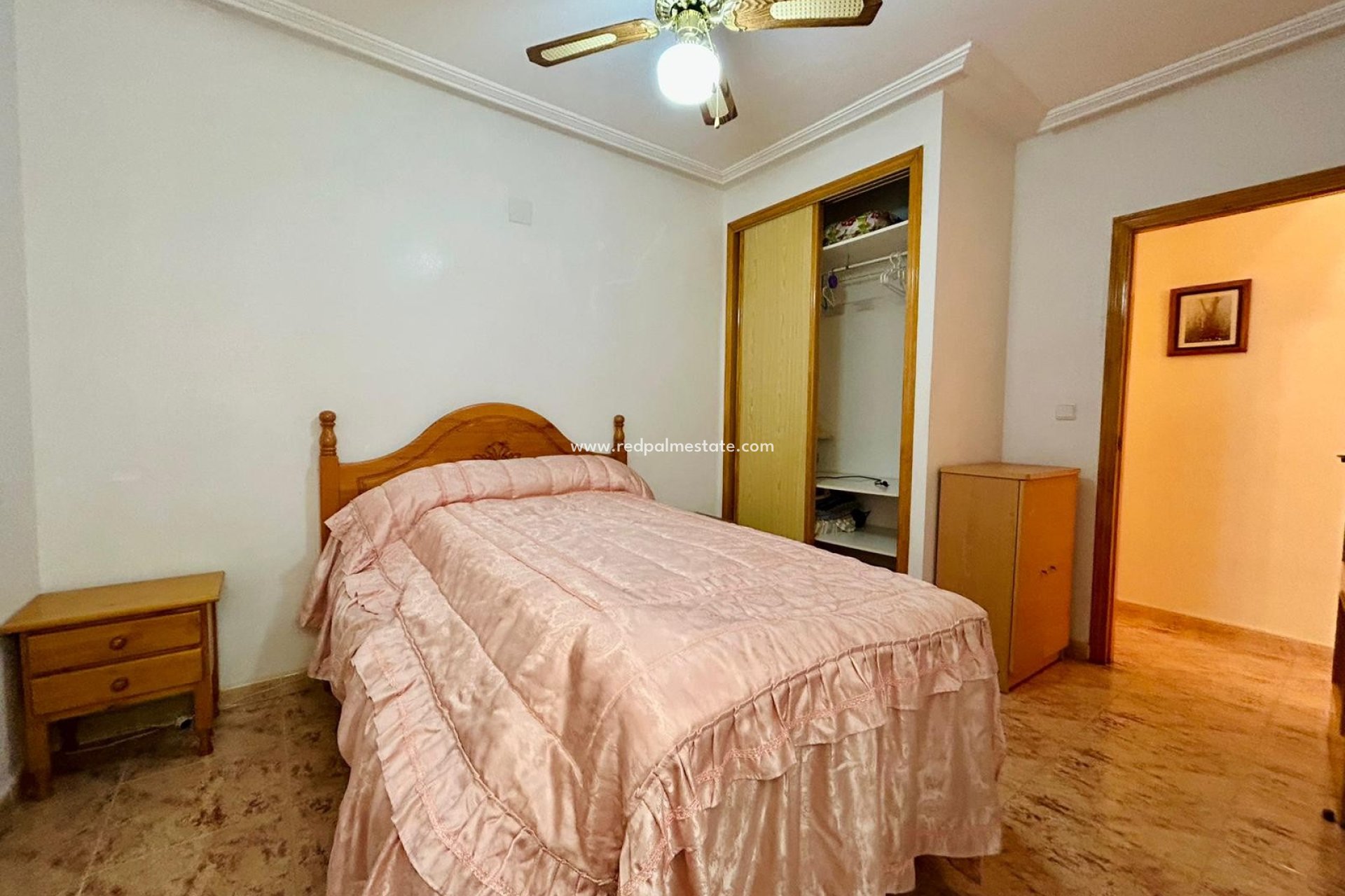 Återförsäljning - Lägenheter -
Torrevieja