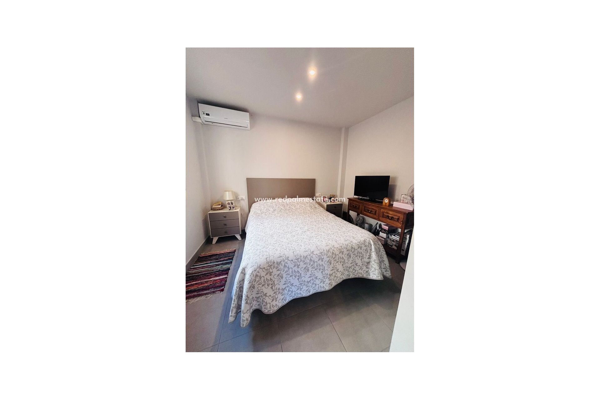 Återförsäljning - Lägenheter -
Torrevieja