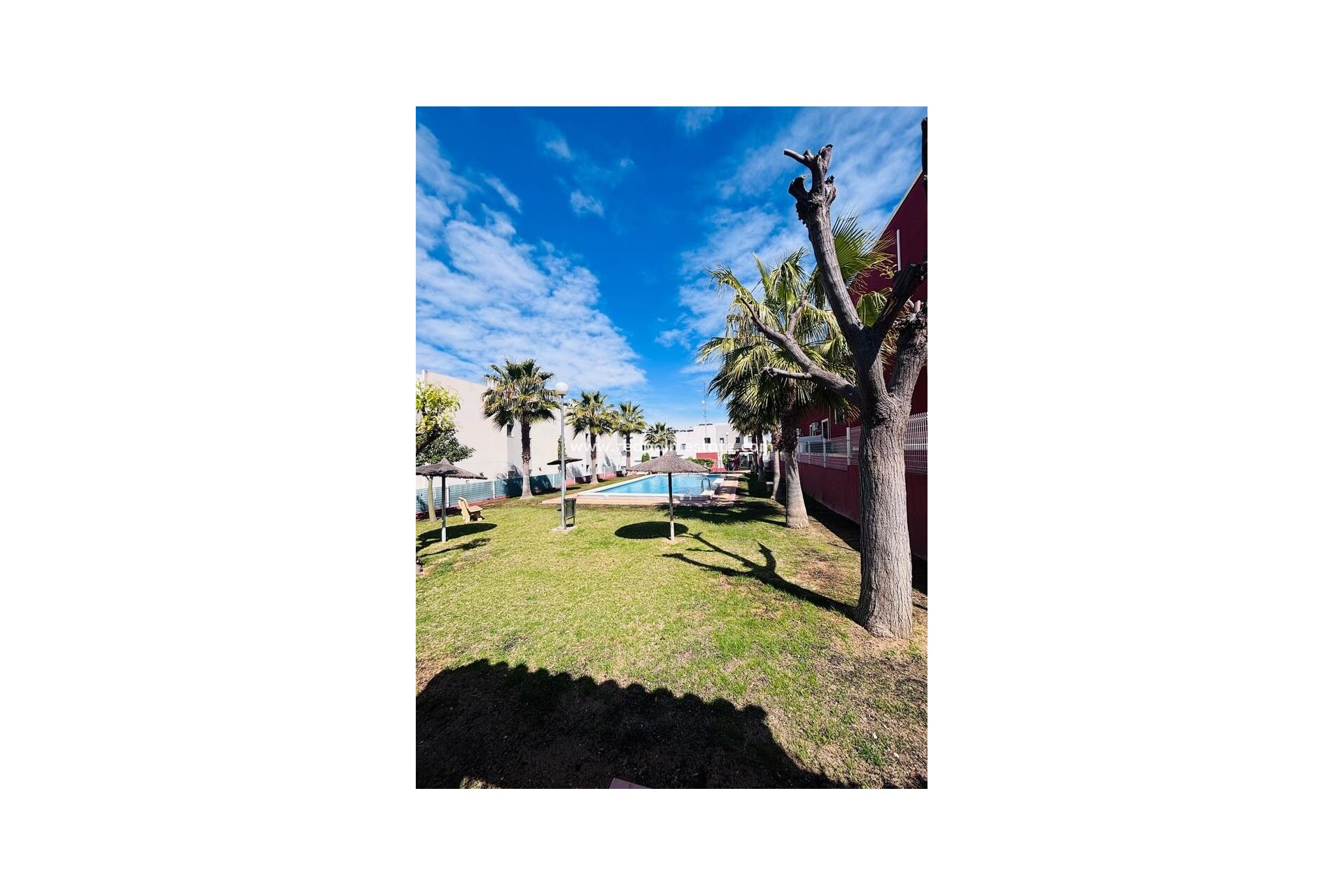 Återförsäljning - Lägenheter -
Torrevieja