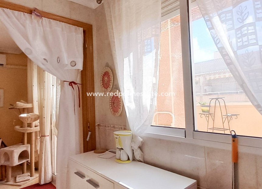 Återförsäljning - Lägenheter -
Torrevieja