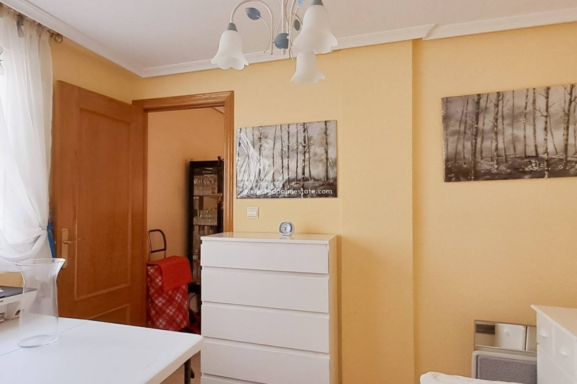 Återförsäljning - Lägenheter -
Torrevieja