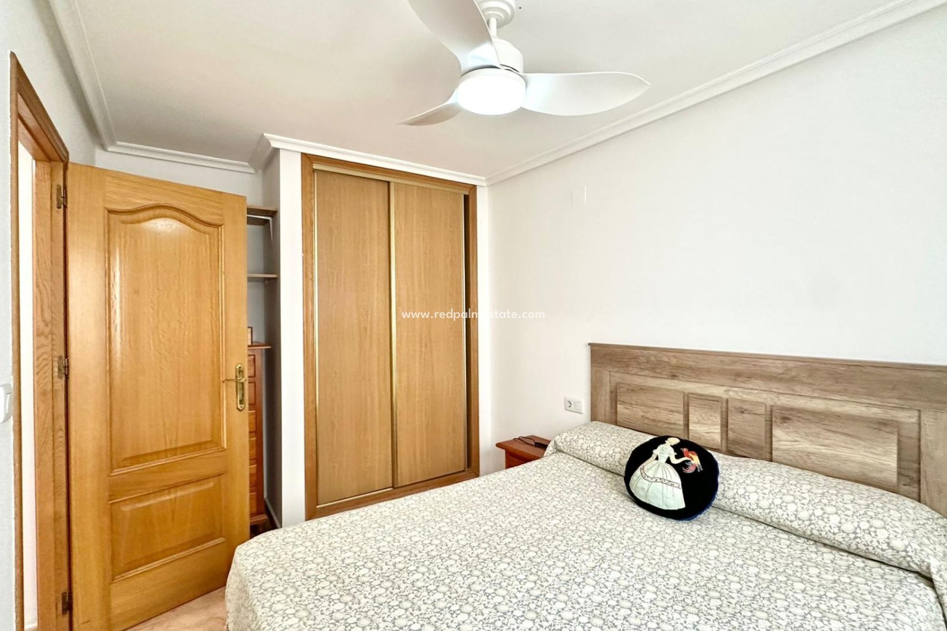 Återförsäljning - Lägenheter -
Torrevieja