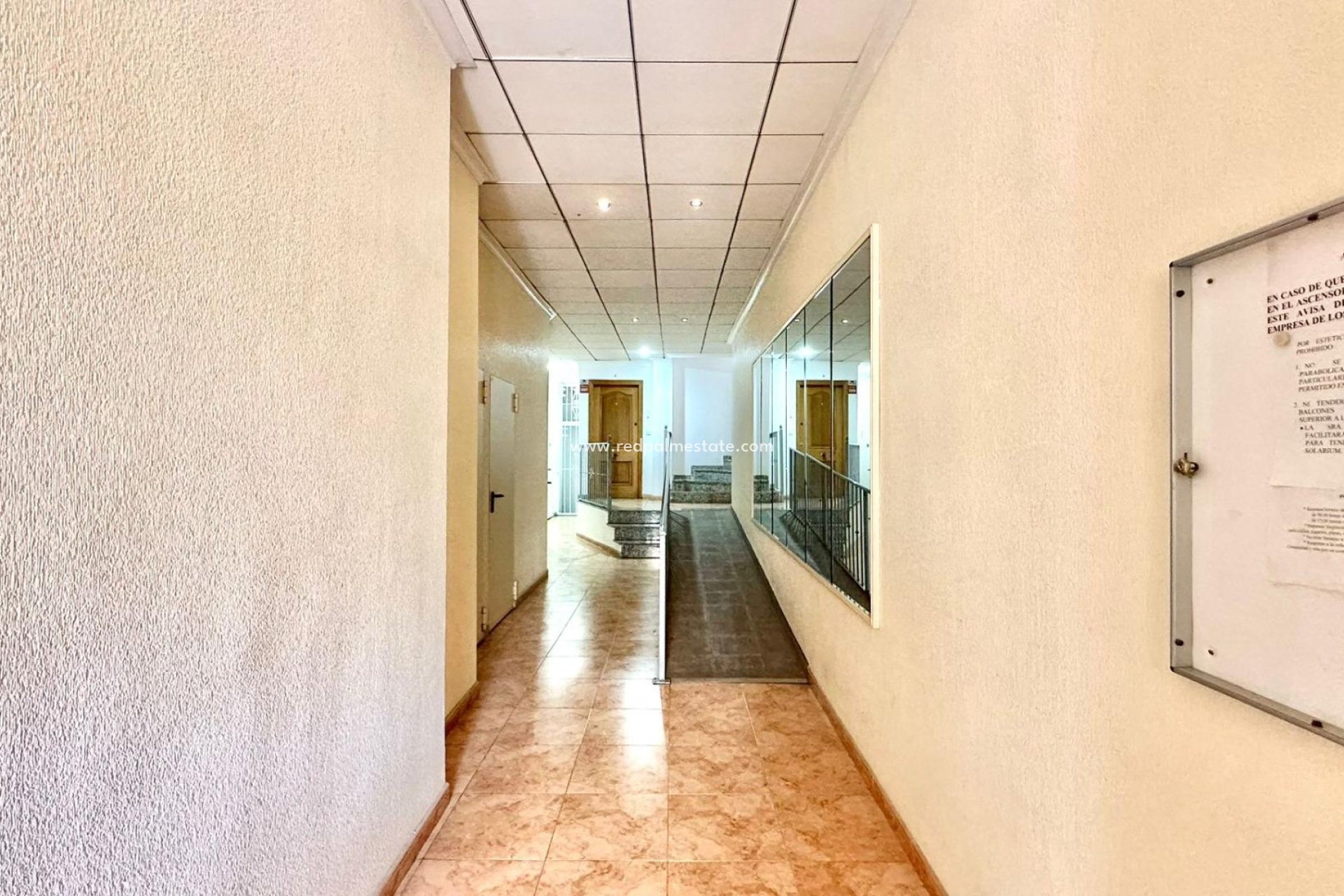 Återförsäljning - Lägenheter -
Torrevieja