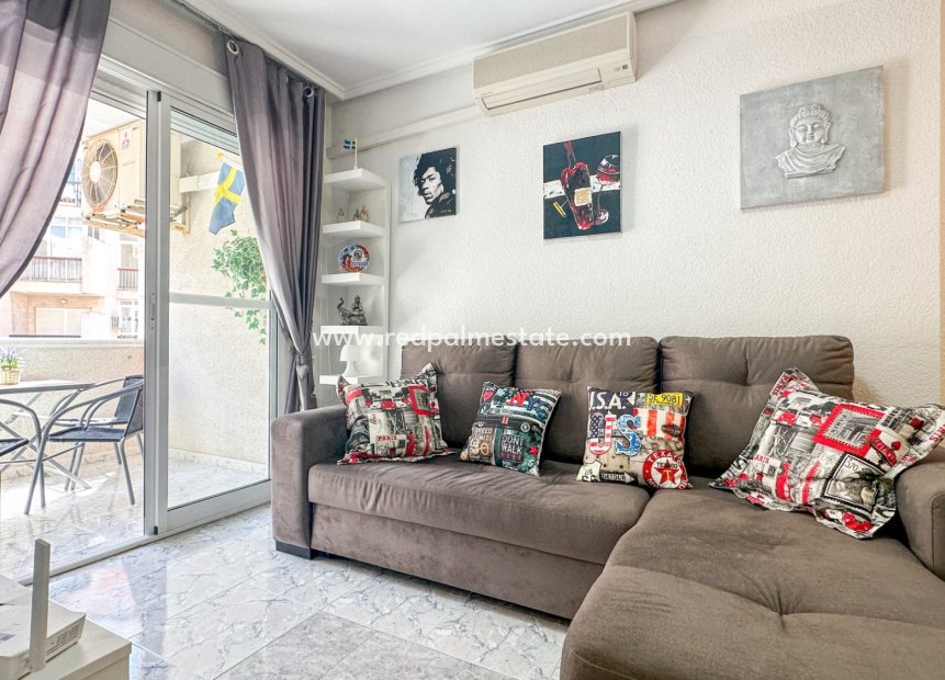 Återförsäljning - Lägenheter -
Torrevieja