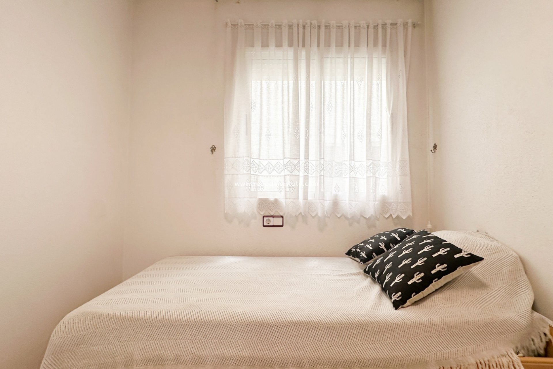 Återförsäljning - Lägenheter -
Torrevieja