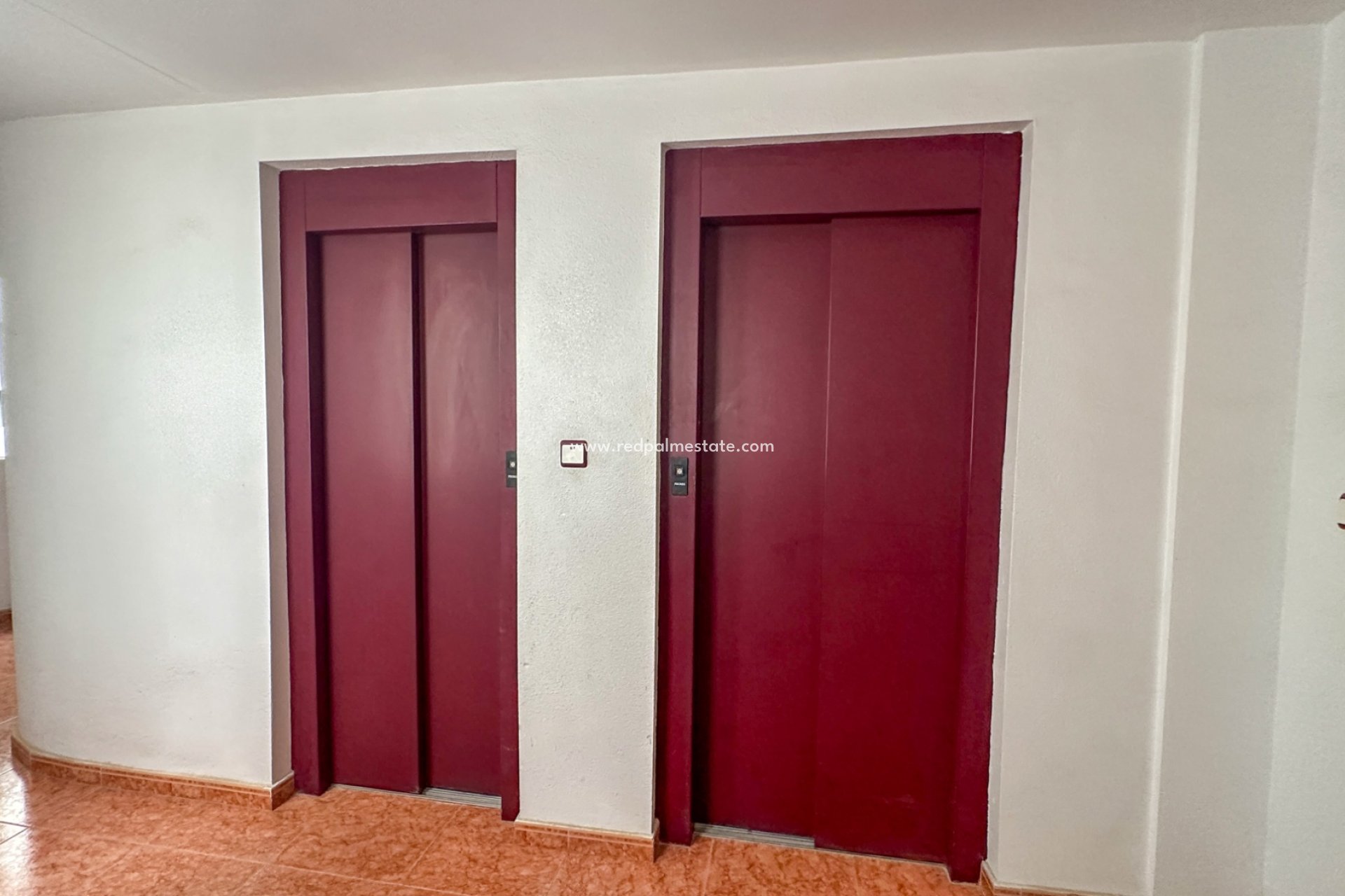 Återförsäljning - Lägenheter -
Torrevieja