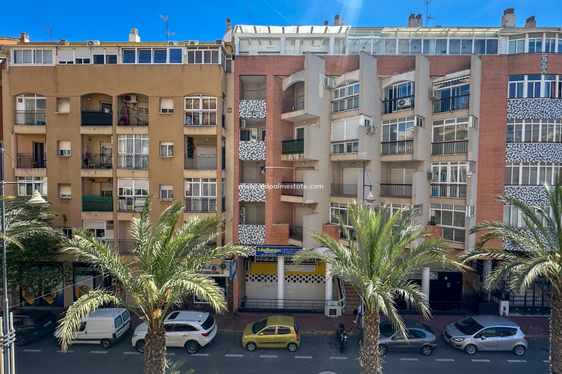 Återförsäljning - Lägenheter -
Torrevieja