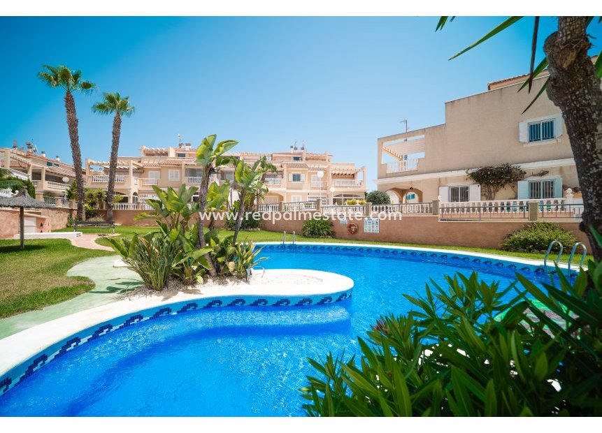 Återförsäljning - Parhus -
Orihuela Costa - Playa Flamenca