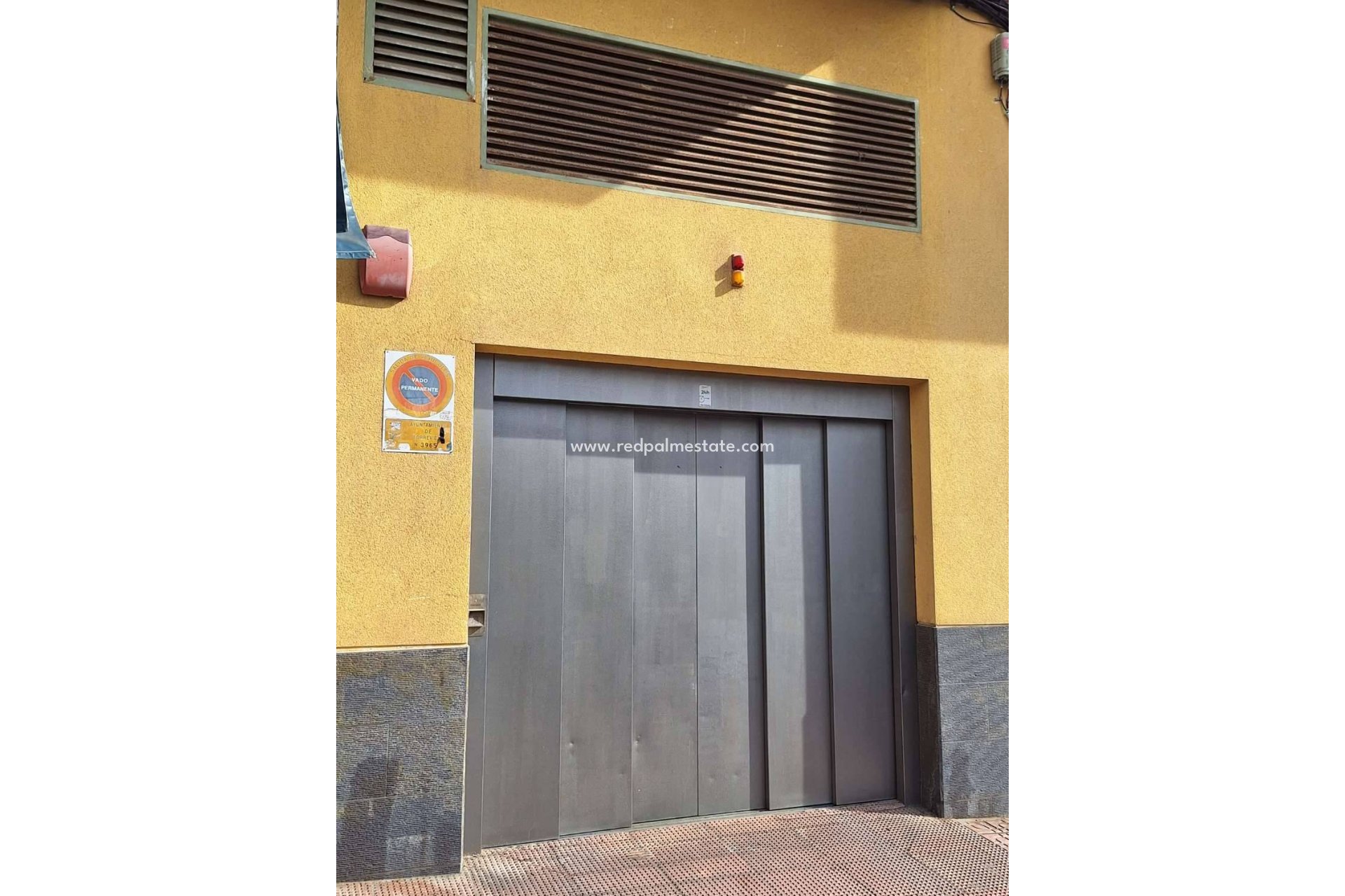 Återförsäljning - Parkering -
Torrevieja - Centro Torrevieja