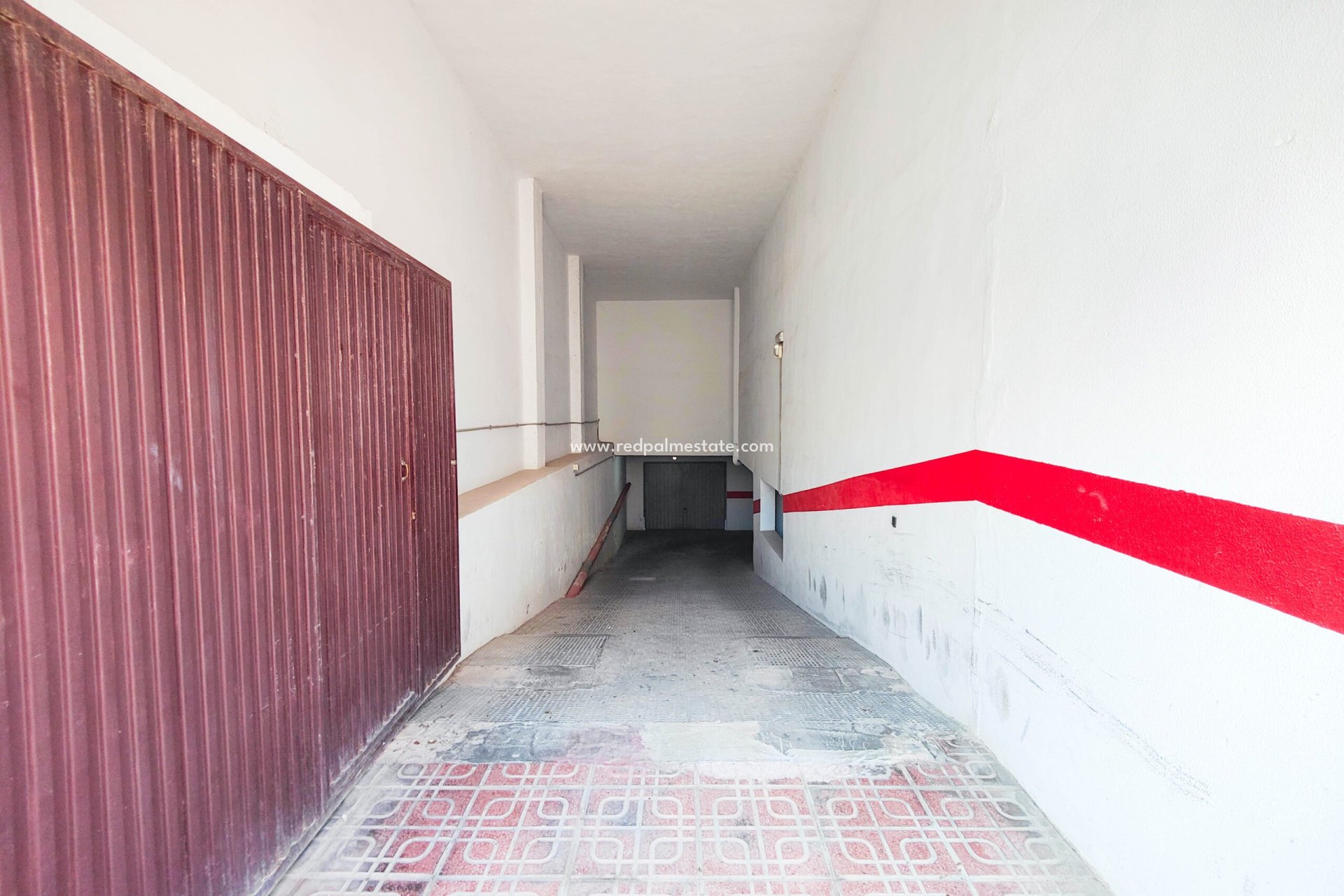 Återförsäljning - Parkering -
Torrevieja